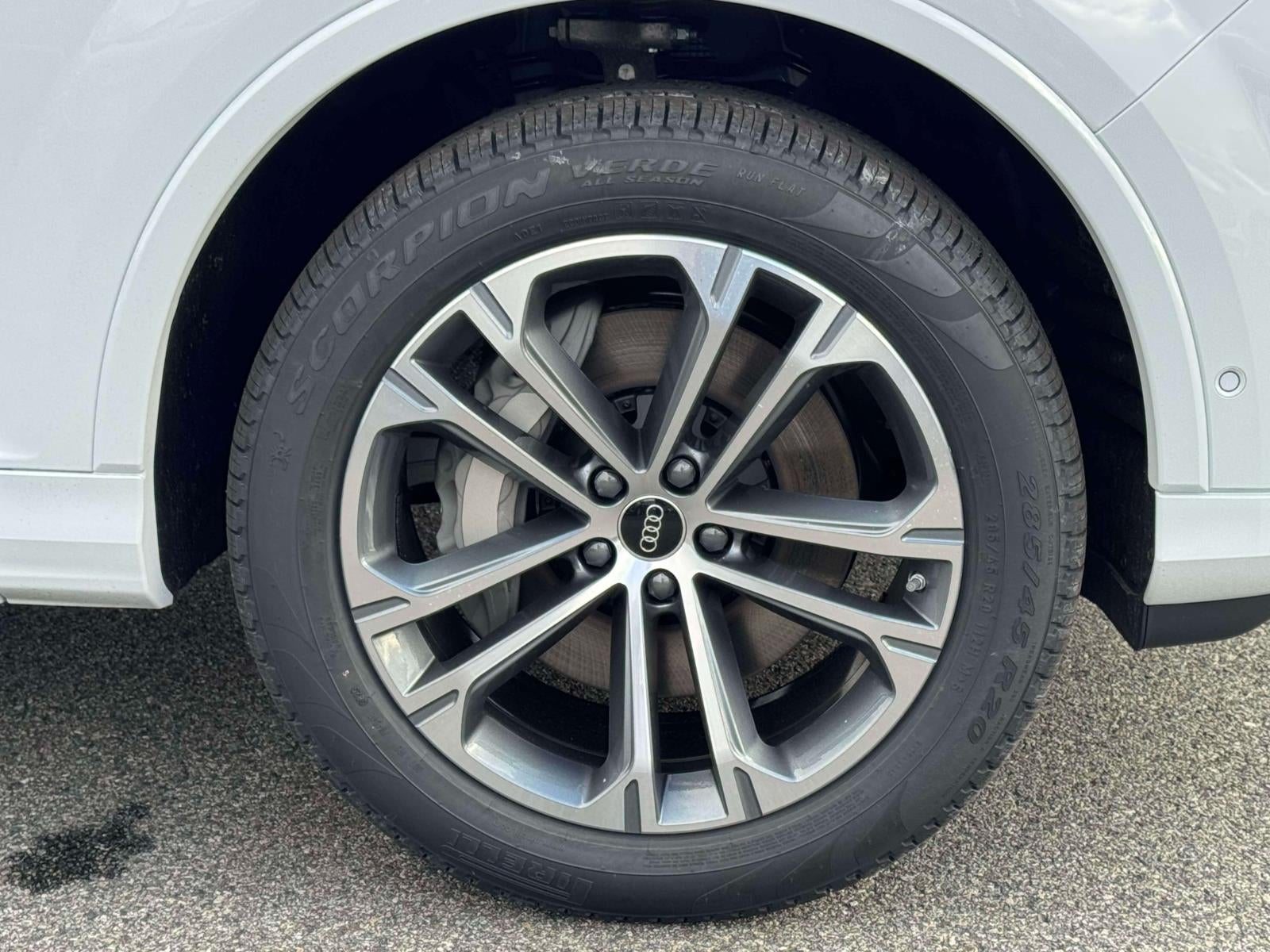 2026 Audi Q7 45 Premium Plus