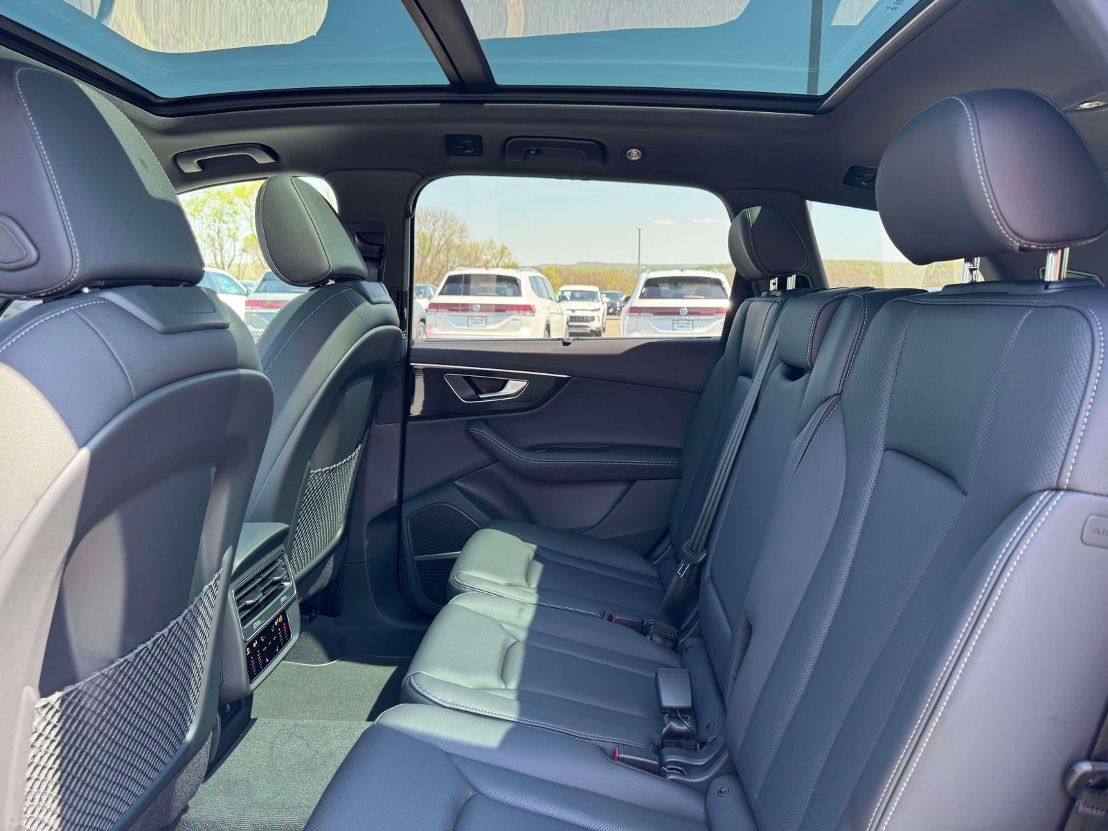 2026 Audi Q7 45 Premium Plus