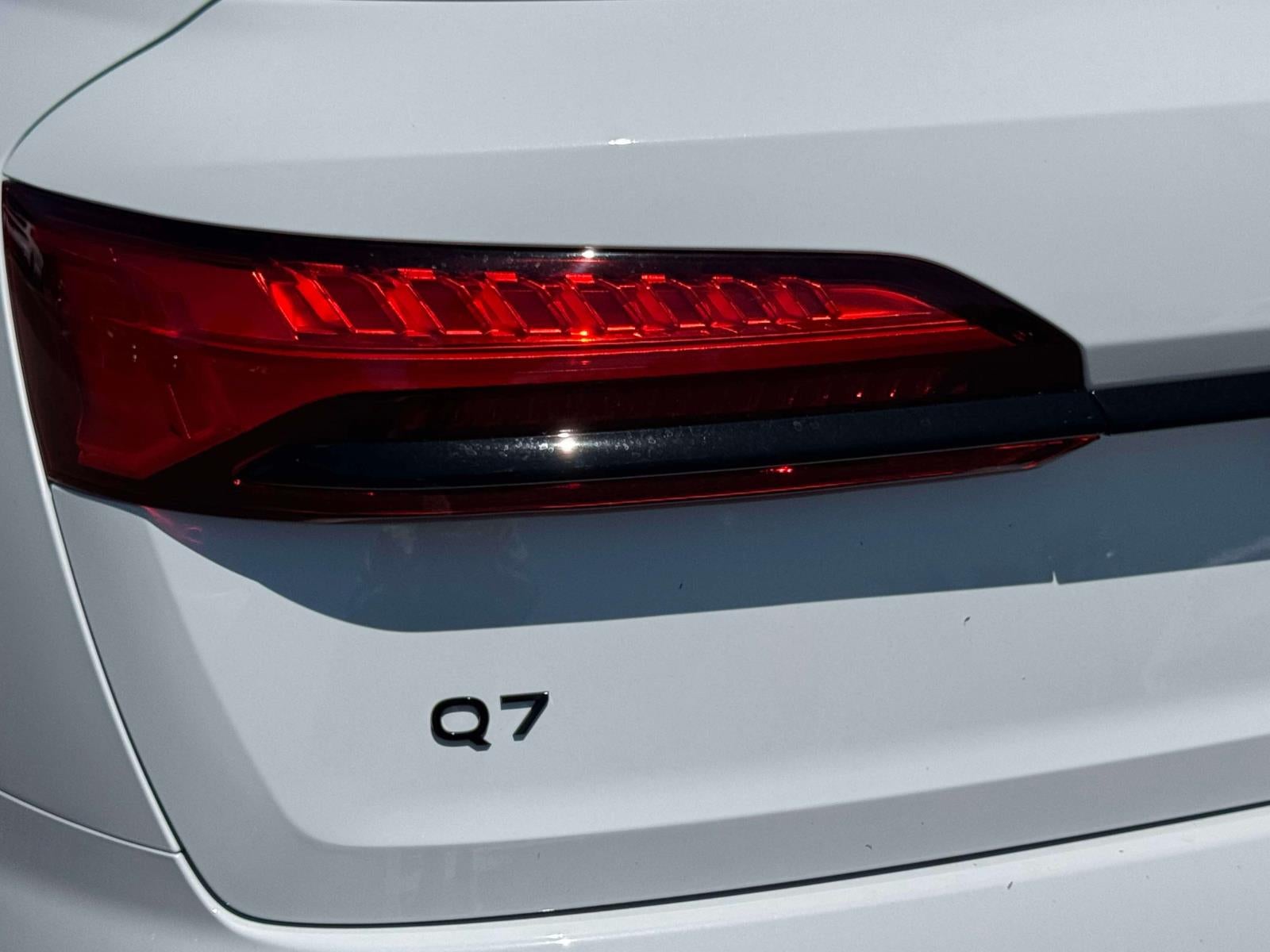 2026 Audi Q7 45 Premium Plus