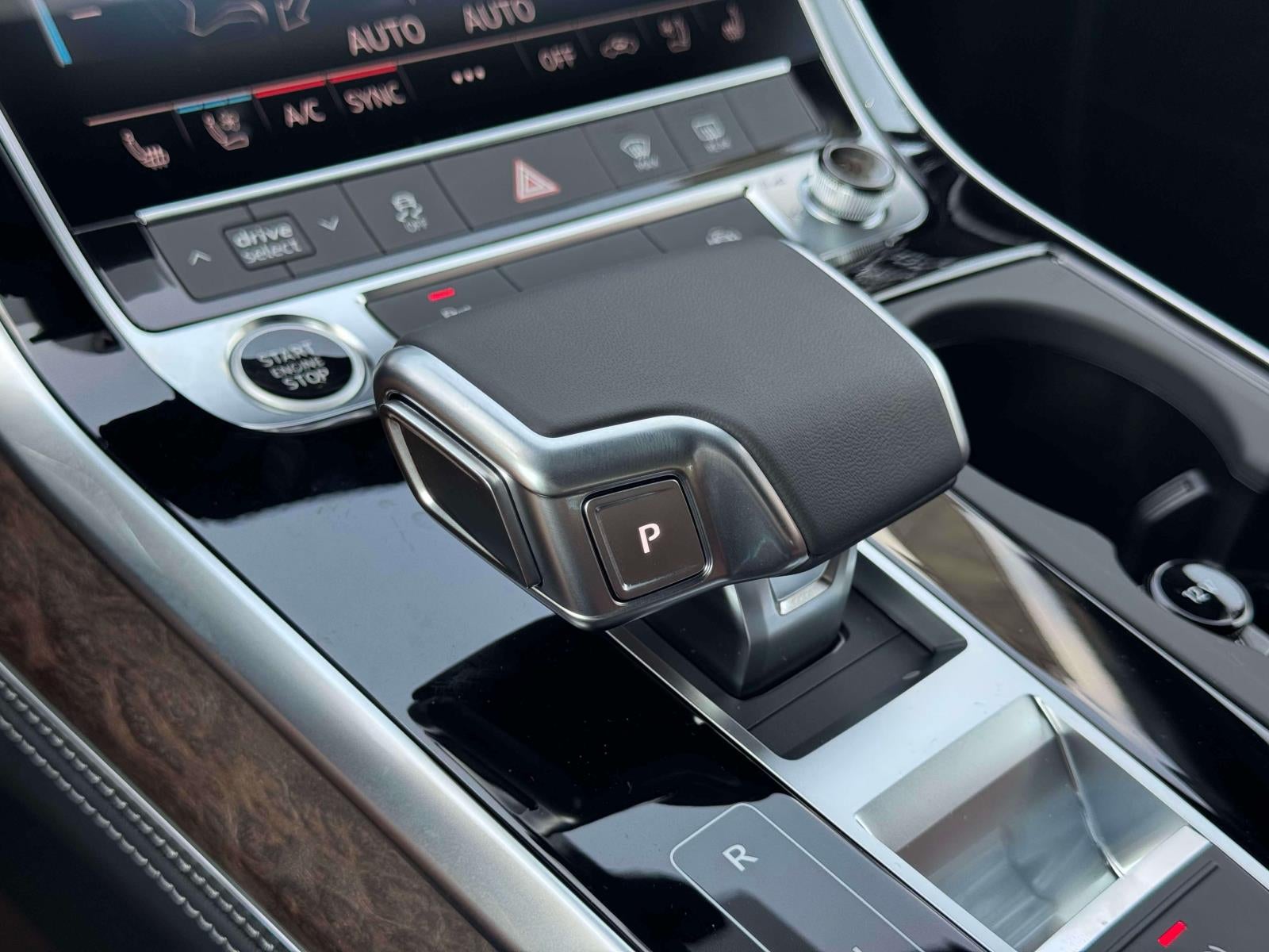 2026 Audi Q7 45 Premium Plus