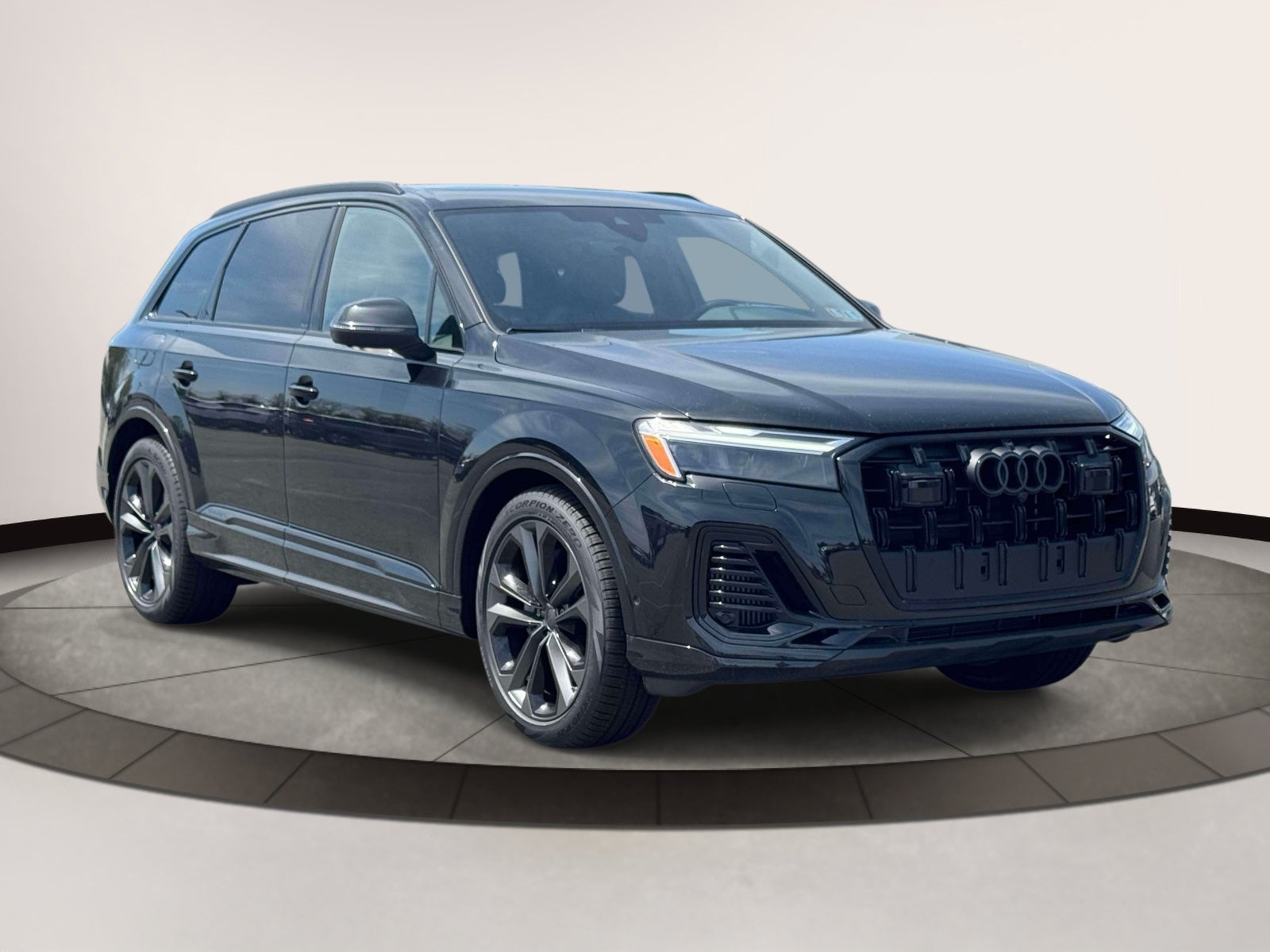 2026 Audi Q7 55 Premium Plus