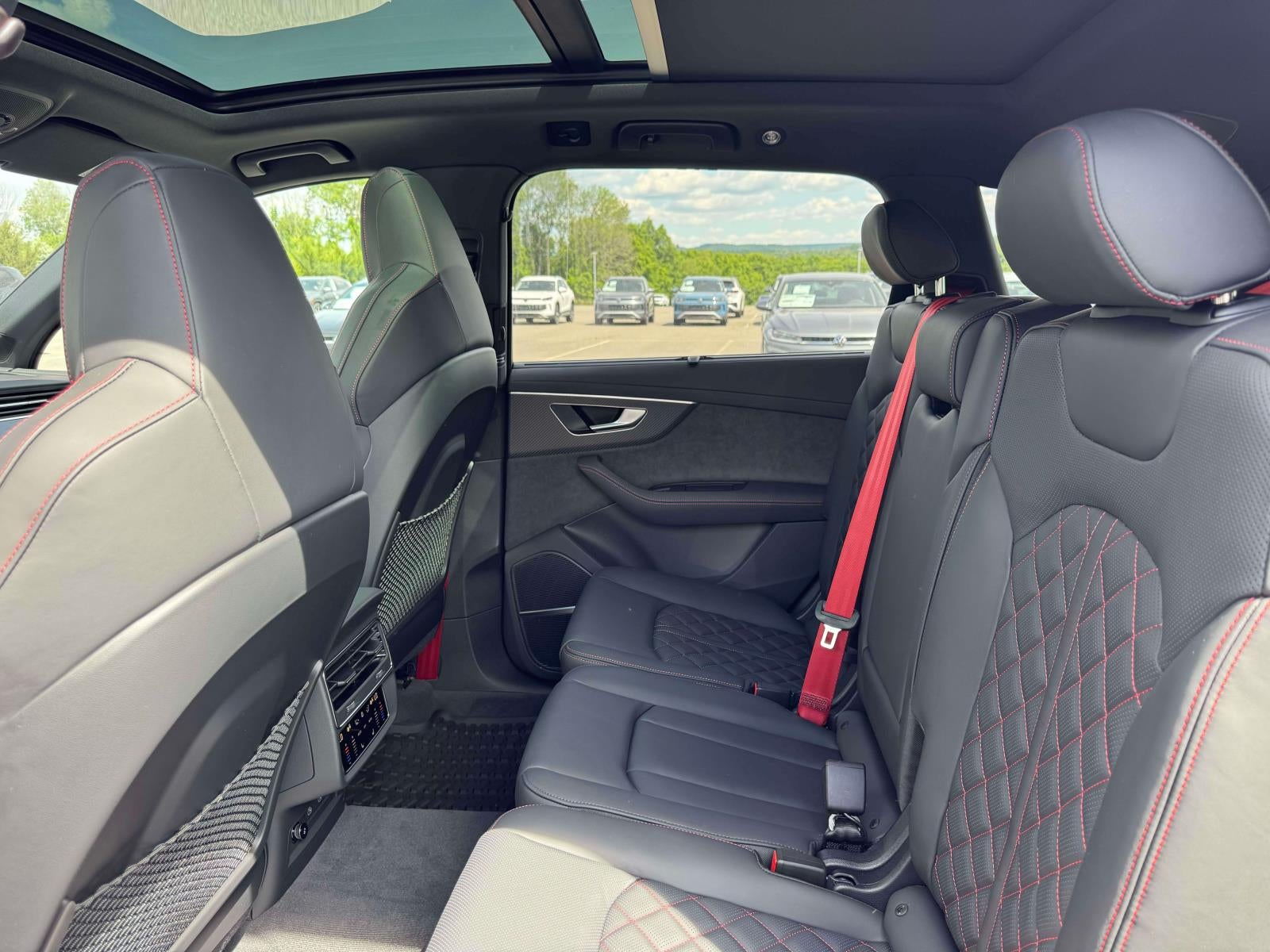2026 Audi Q7 S line Prestige 55 quattro
