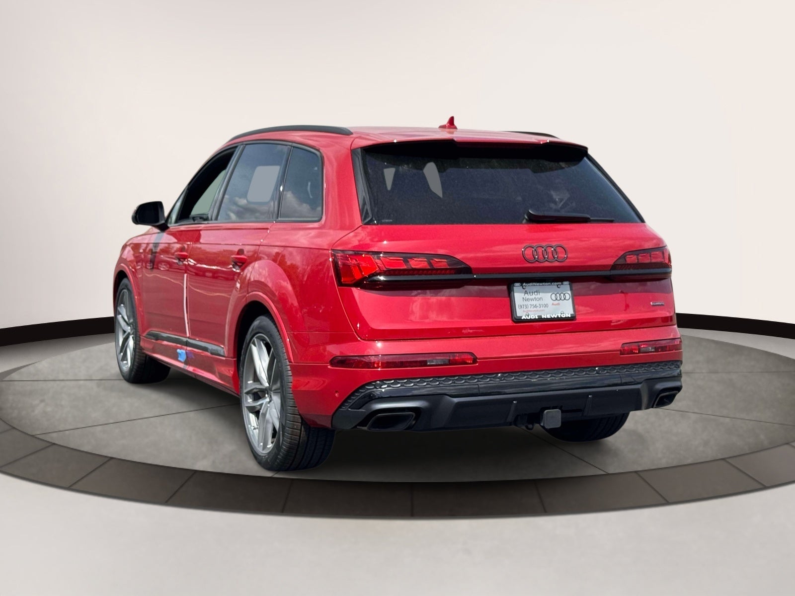 2026 Audi Q7 S line Prestige 55 quattro