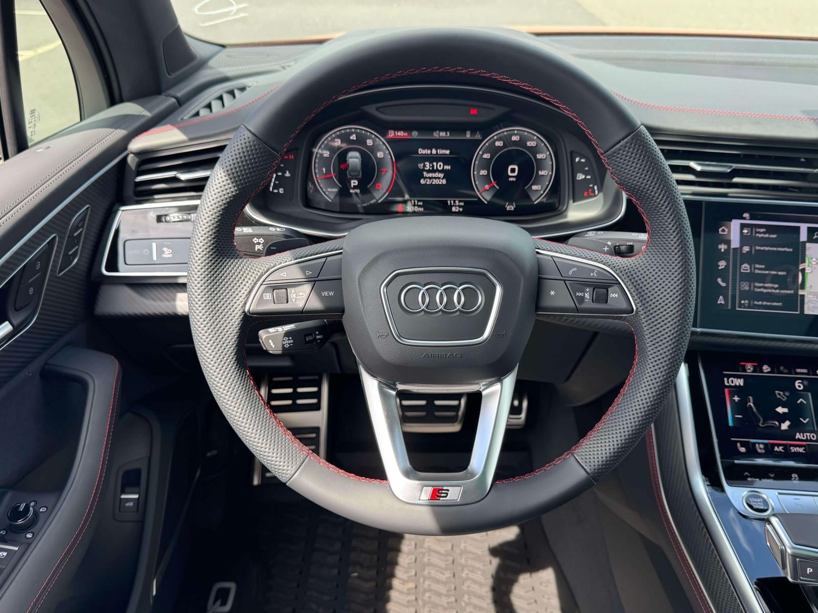 2026 Audi Q7 S line Prestige 55 quattro