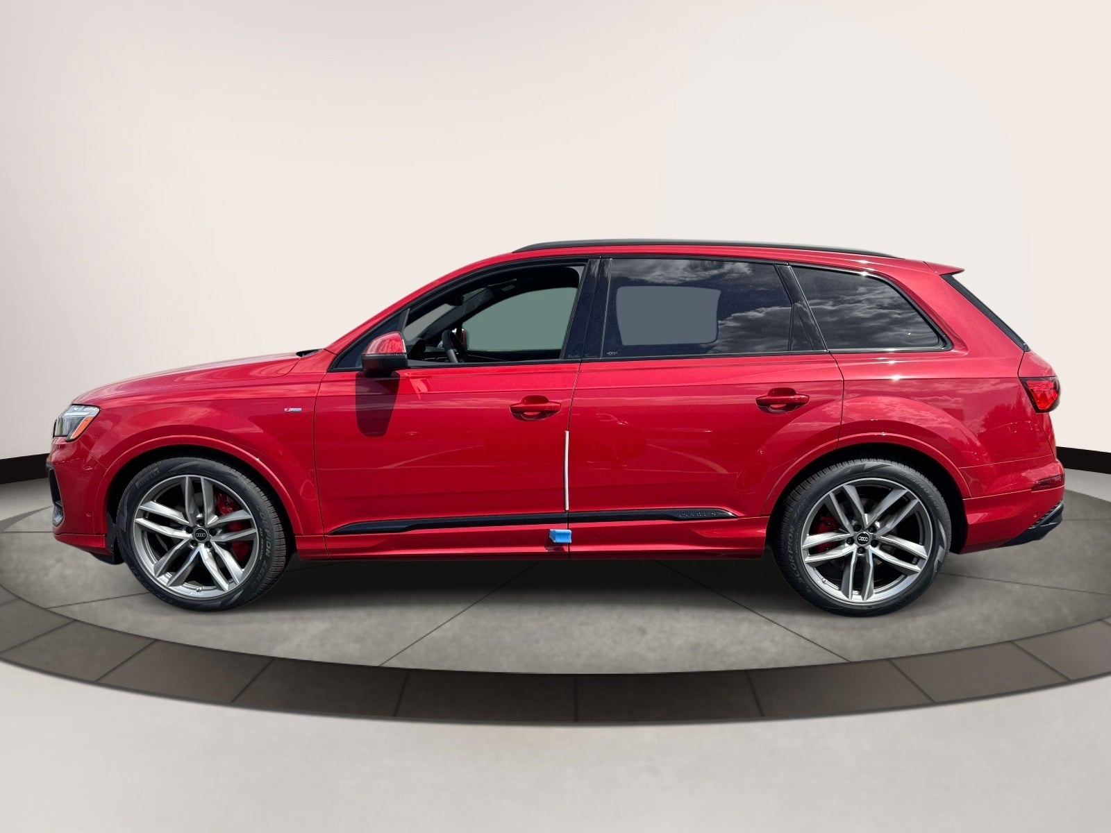 2026 Audi Q7 S line Prestige 55 quattro