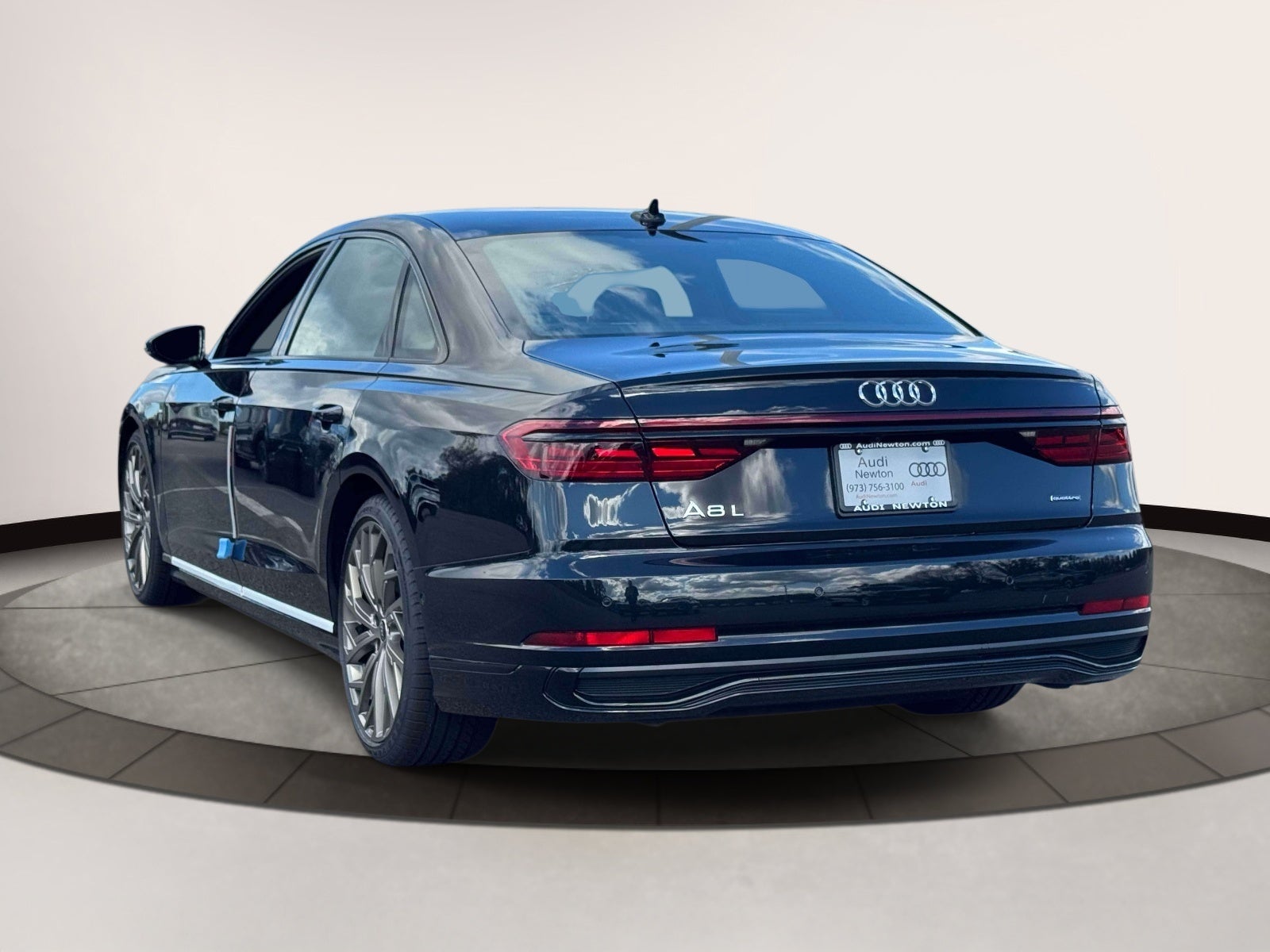 2027 Audi A8 L 55