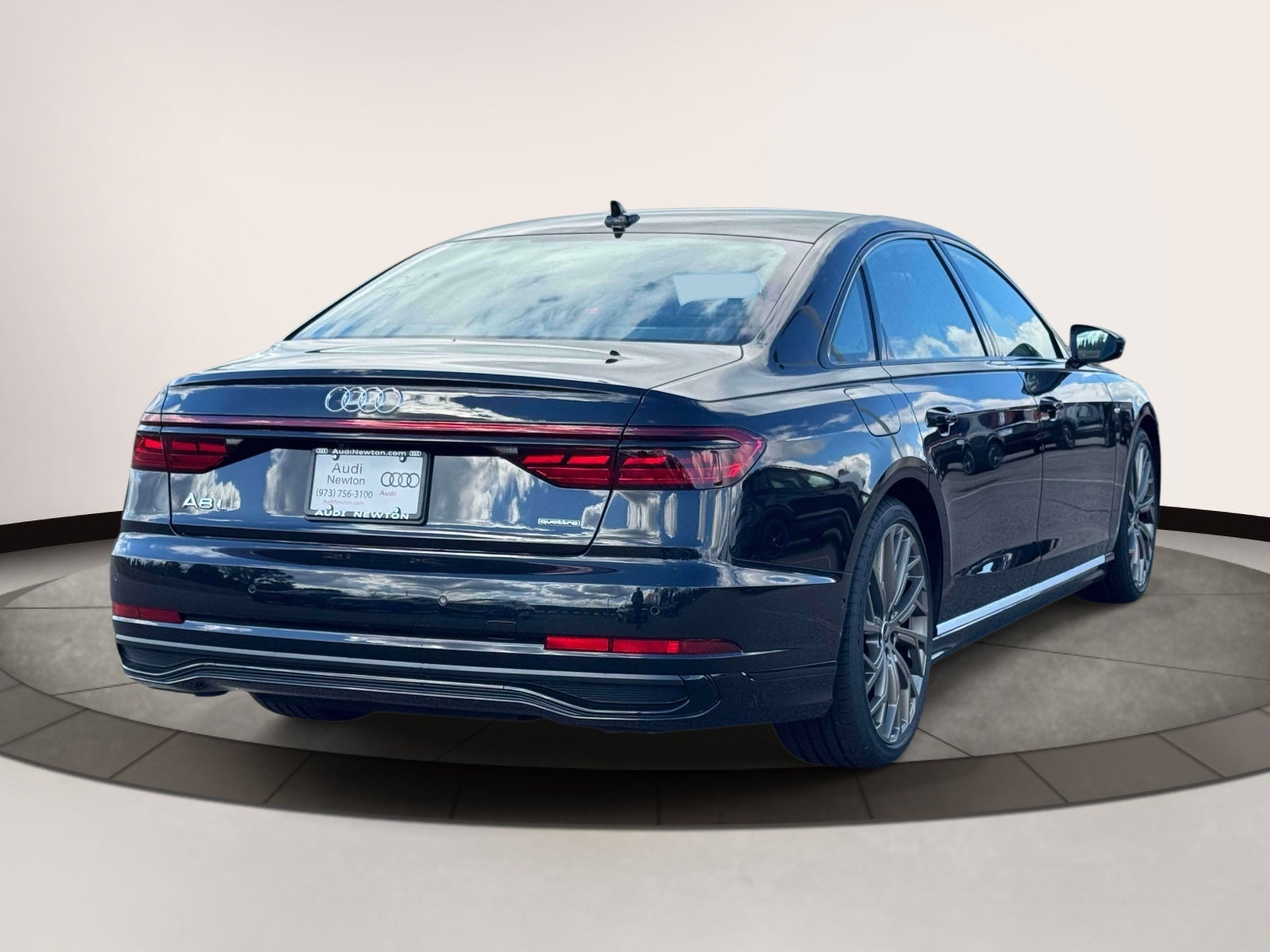 2027 Audi A8 L 55