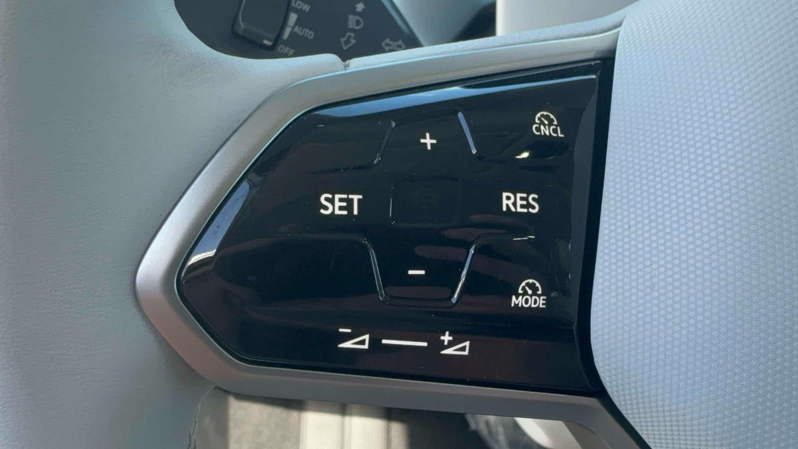 2025 Volkswagen ID. Buzz Pro S Plus