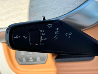 2025 Volkswagen ID. Buzz Pro S Plus