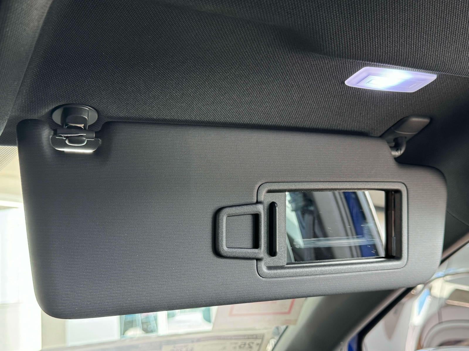 2025 Volkswagen Golf R 2.0T