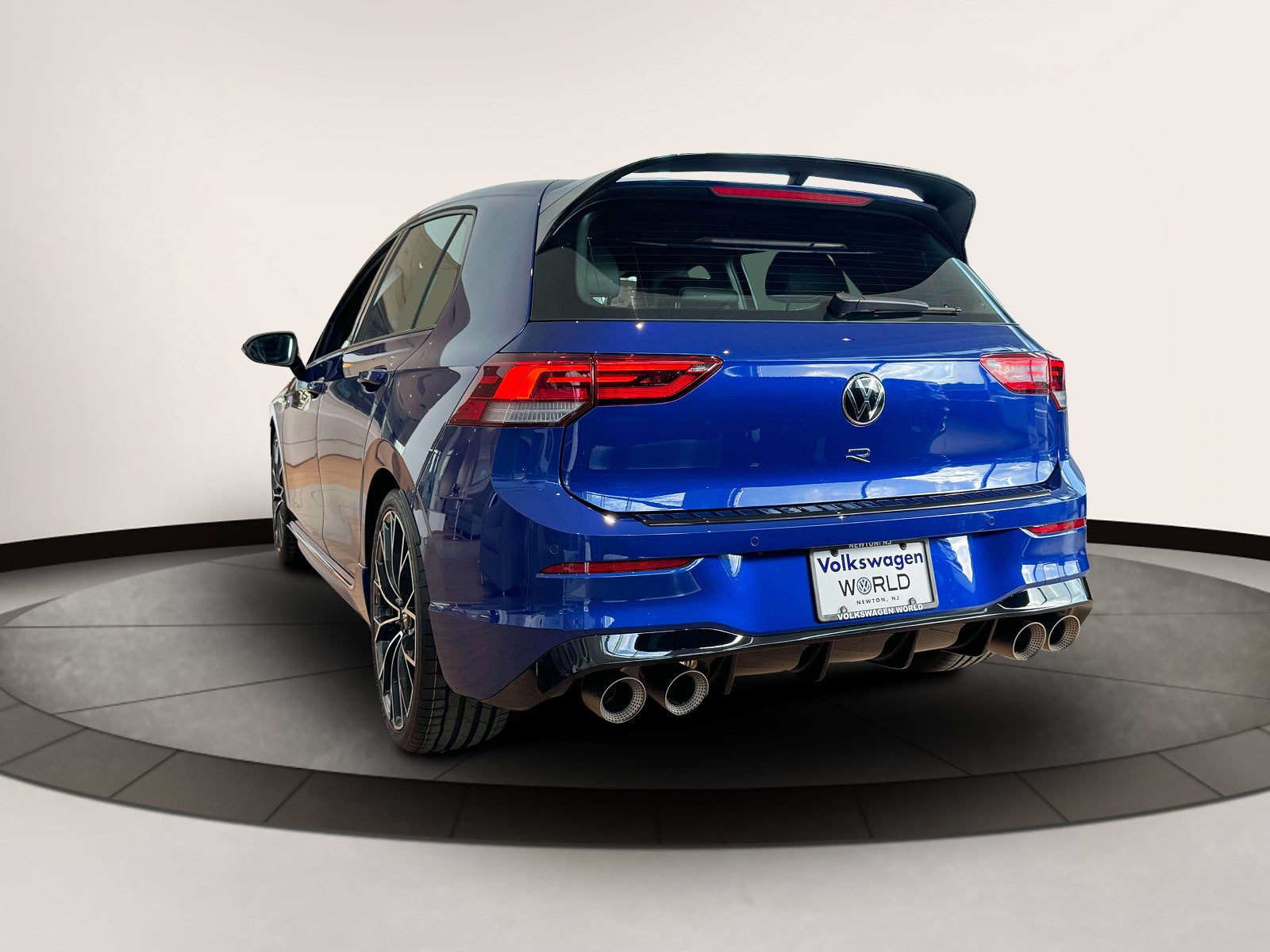 2025 Volkswagen Golf R 2.0T