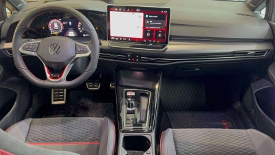 2026 Volkswagen Golf GTI SE