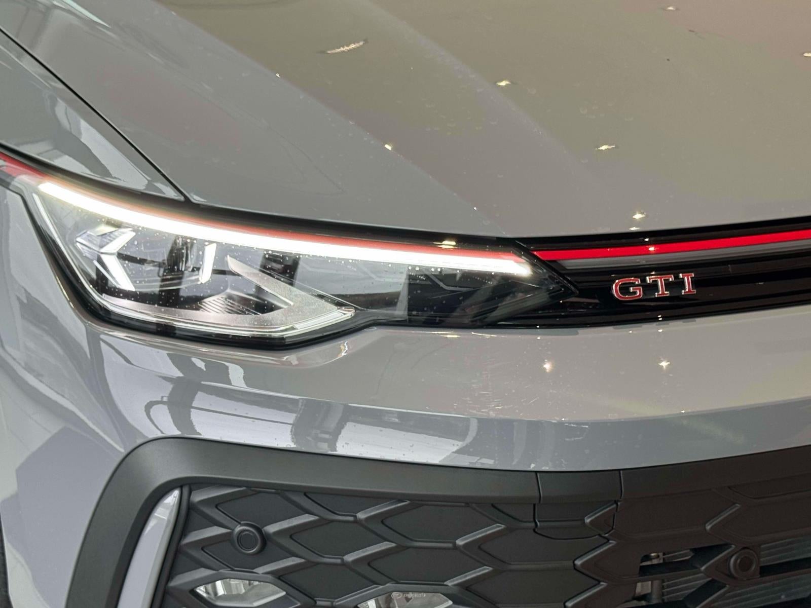 2026 Volkswagen Golf GTI SE