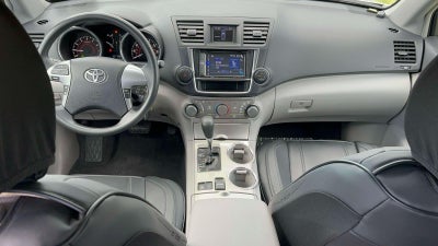 2013 Toyota Highlander 4WD 4dr V6 (Natl)