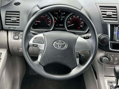 2013 Toyota Highlander 4WD 4dr V6 (Natl)