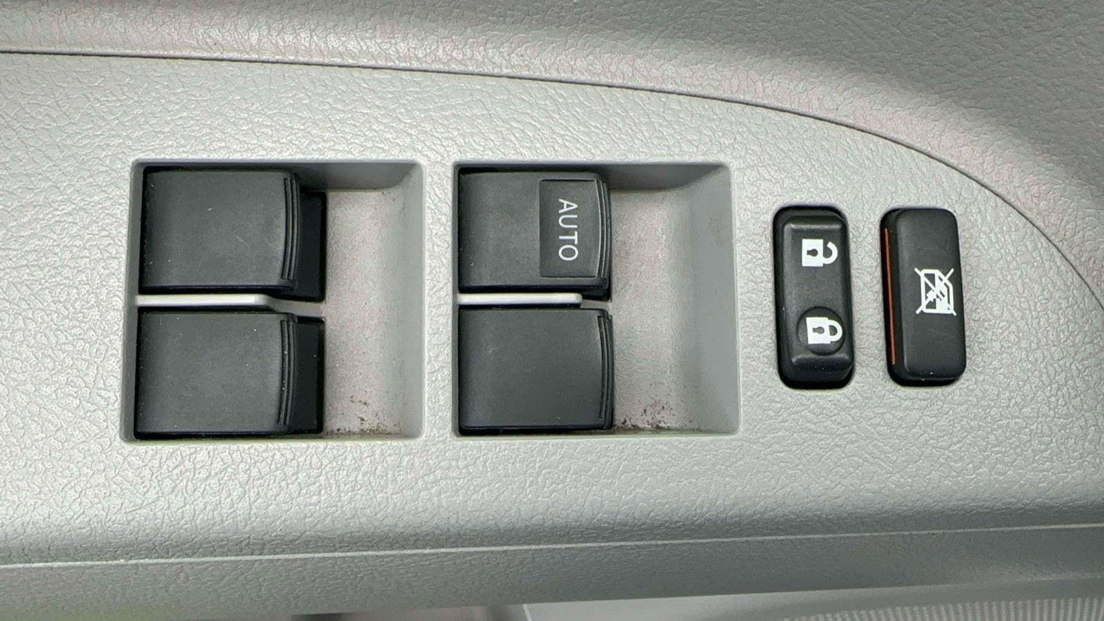 2013 Toyota Highlander 4WD 4dr V6 (Natl)