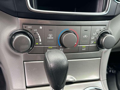2013 Toyota Highlander 4WD 4dr V6 (Natl)