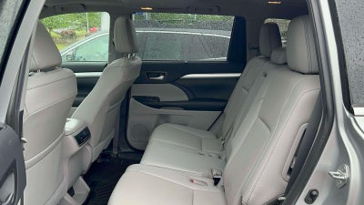 2019 Toyota Highlander XLE V6 AWD (Natl)