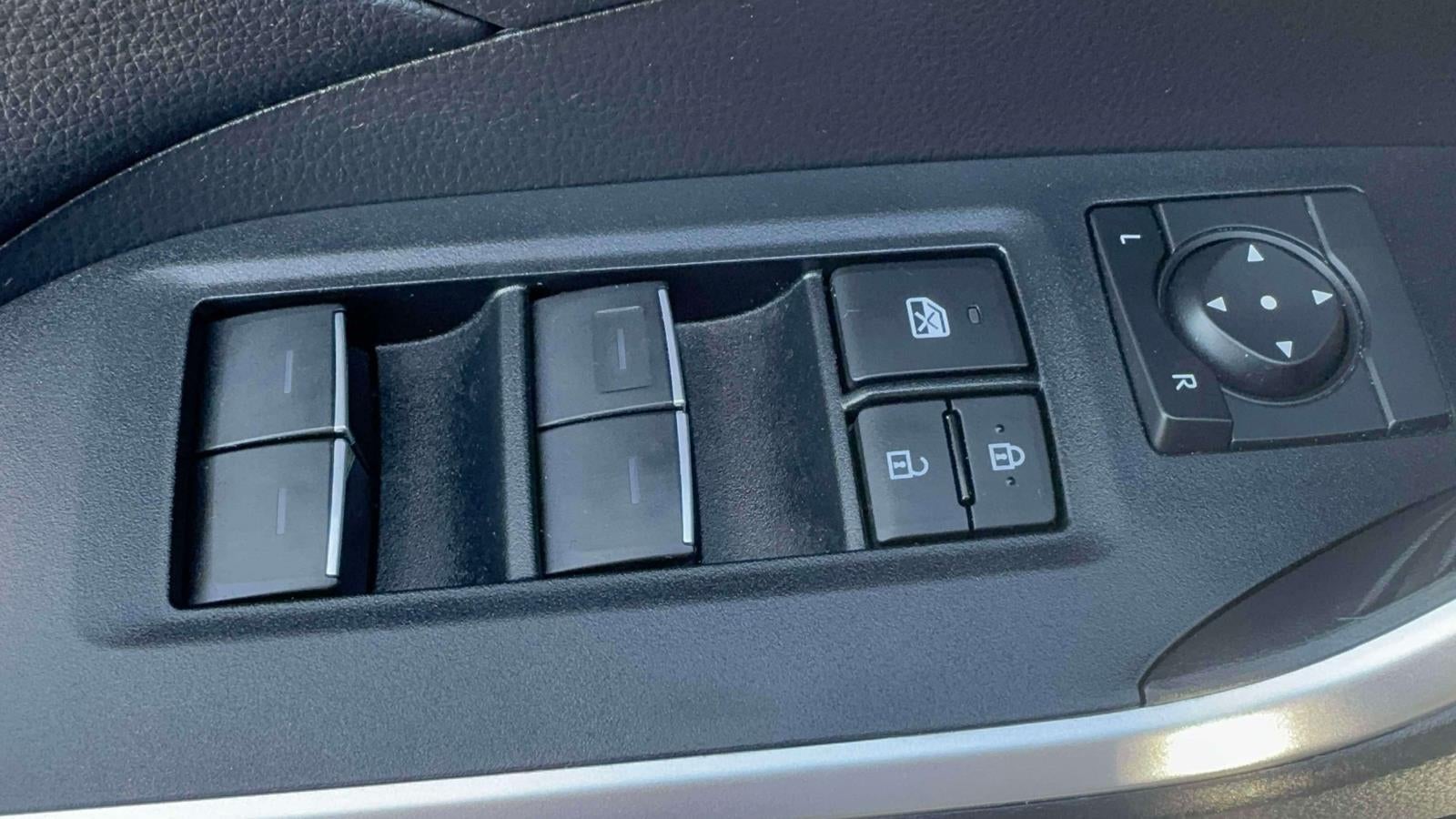 2023 Toyota RAV4 XLE AWD (Natl)