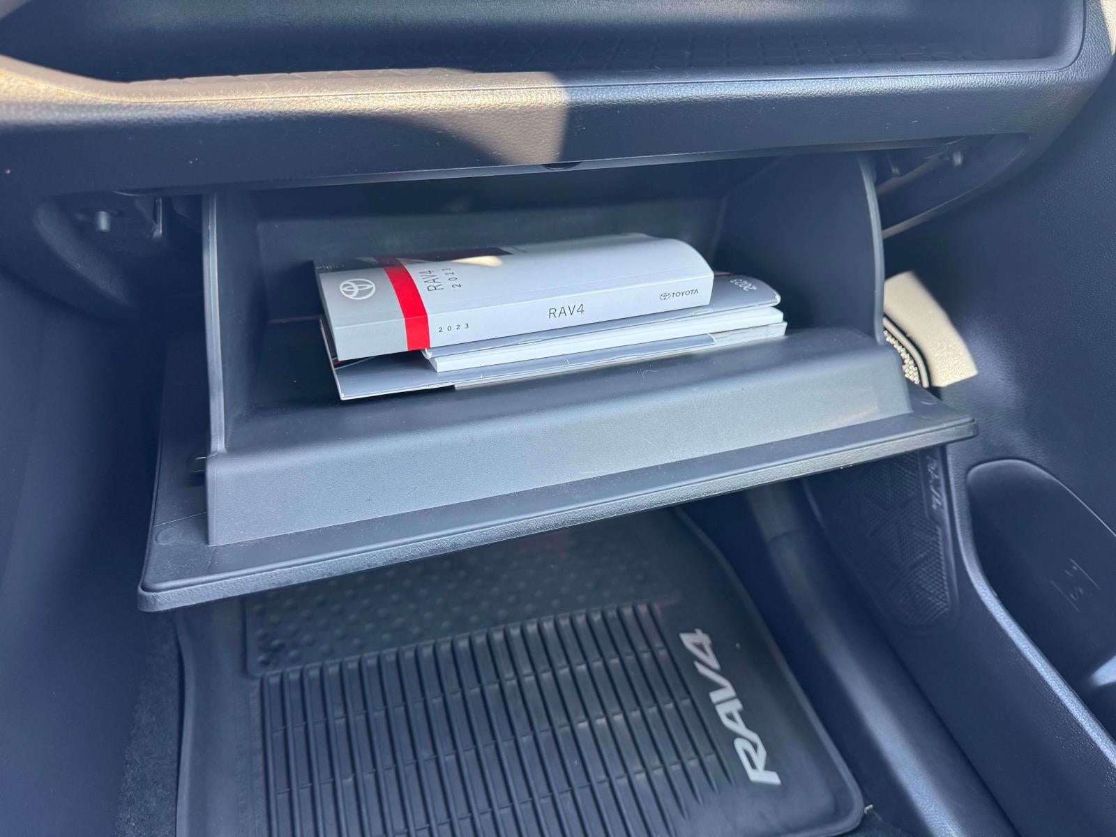 2023 Toyota RAV4 XLE AWD (Natl)