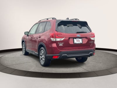 2024 Subaru Forester Premium AWD