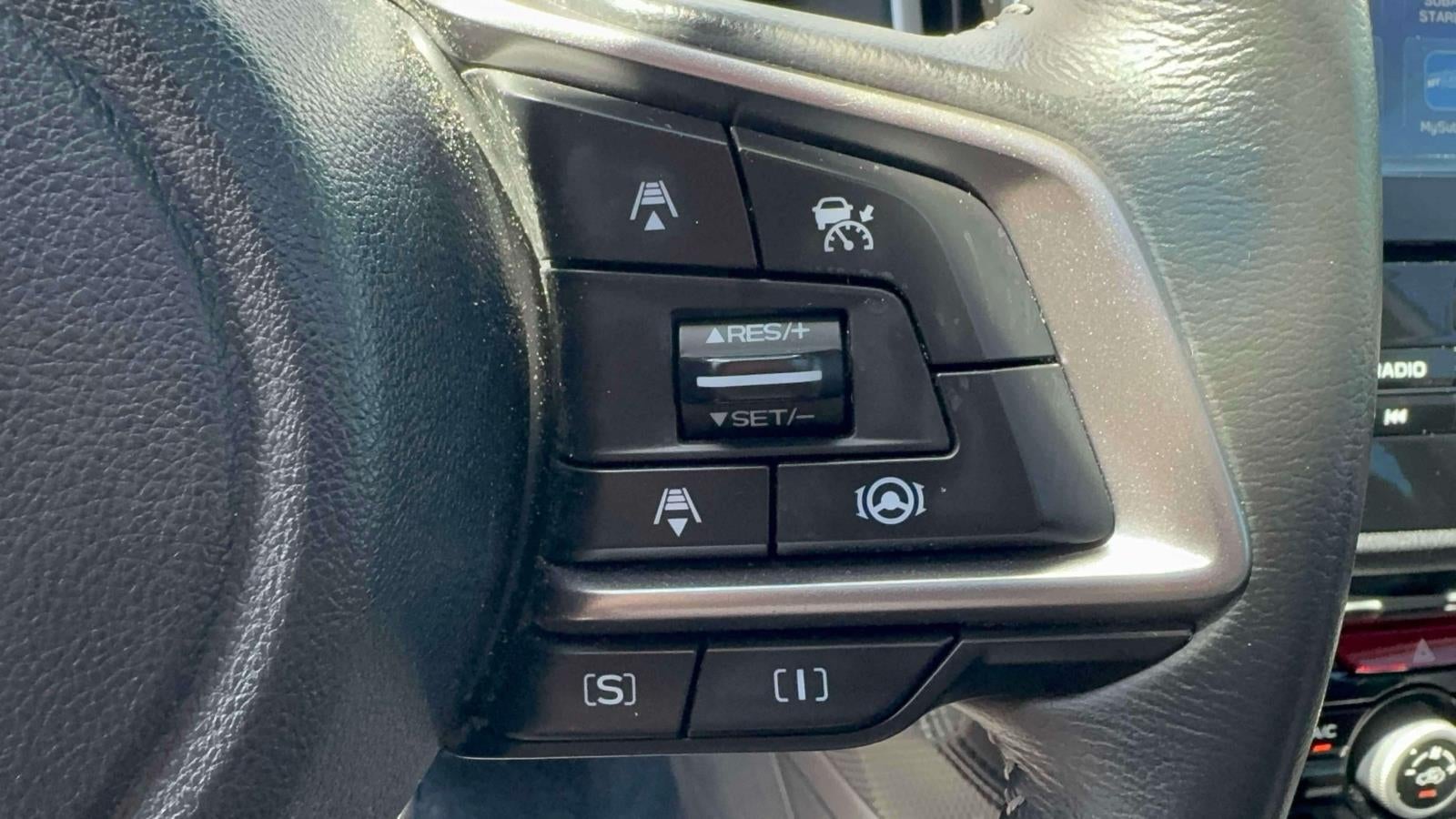 2023 Subaru Forester Premium CVT