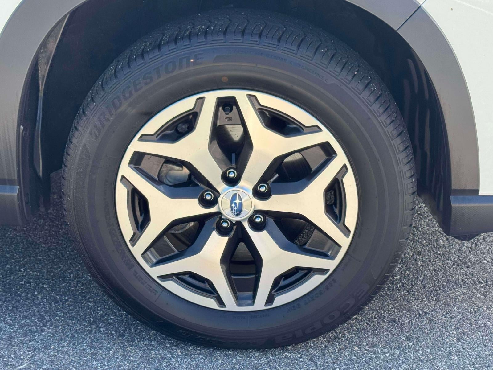 2023 Subaru Forester Premium CVT