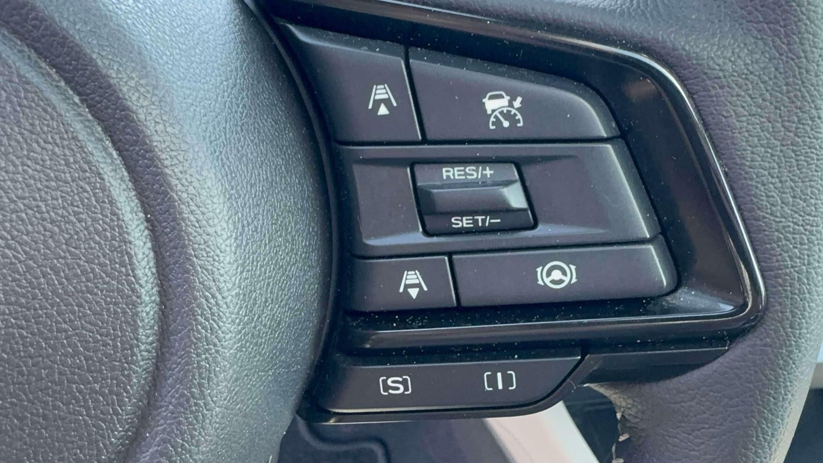 2025 Subaru Forester Premium AWD