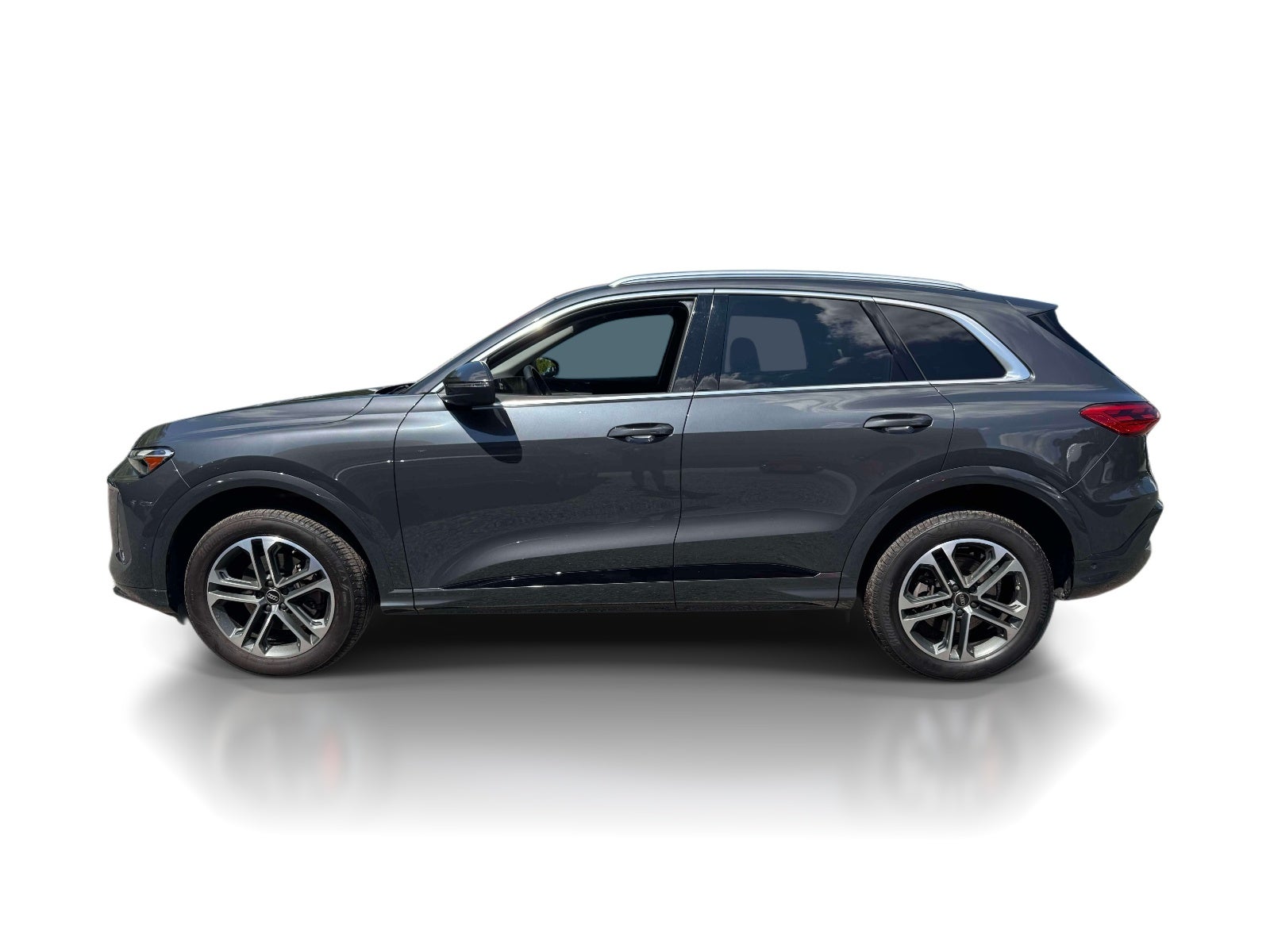 2025 Audi Q5 Premium 2.0 TFSI quattro