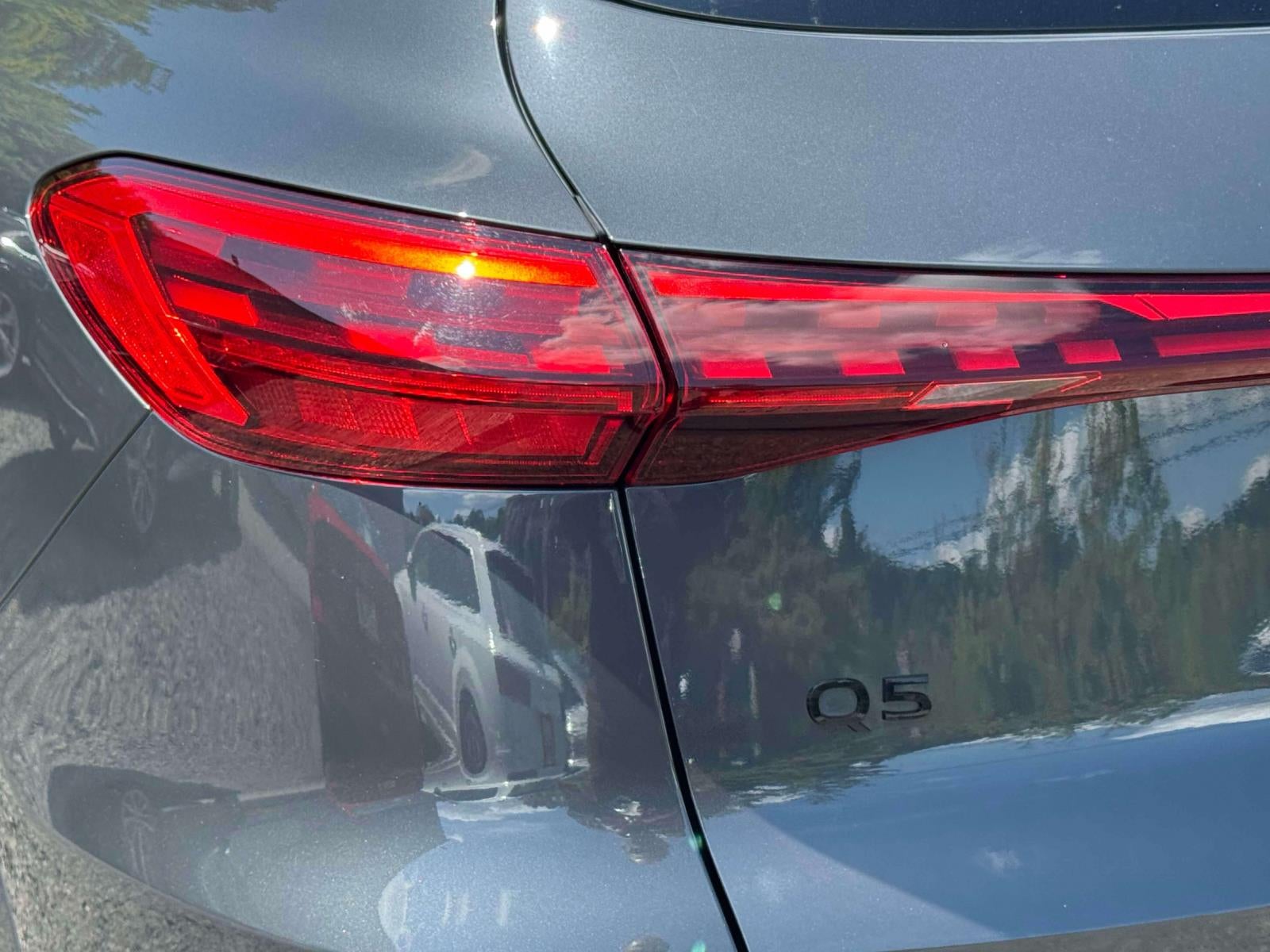 2025 Audi Q5 Premium 2.0 TFSI quattro