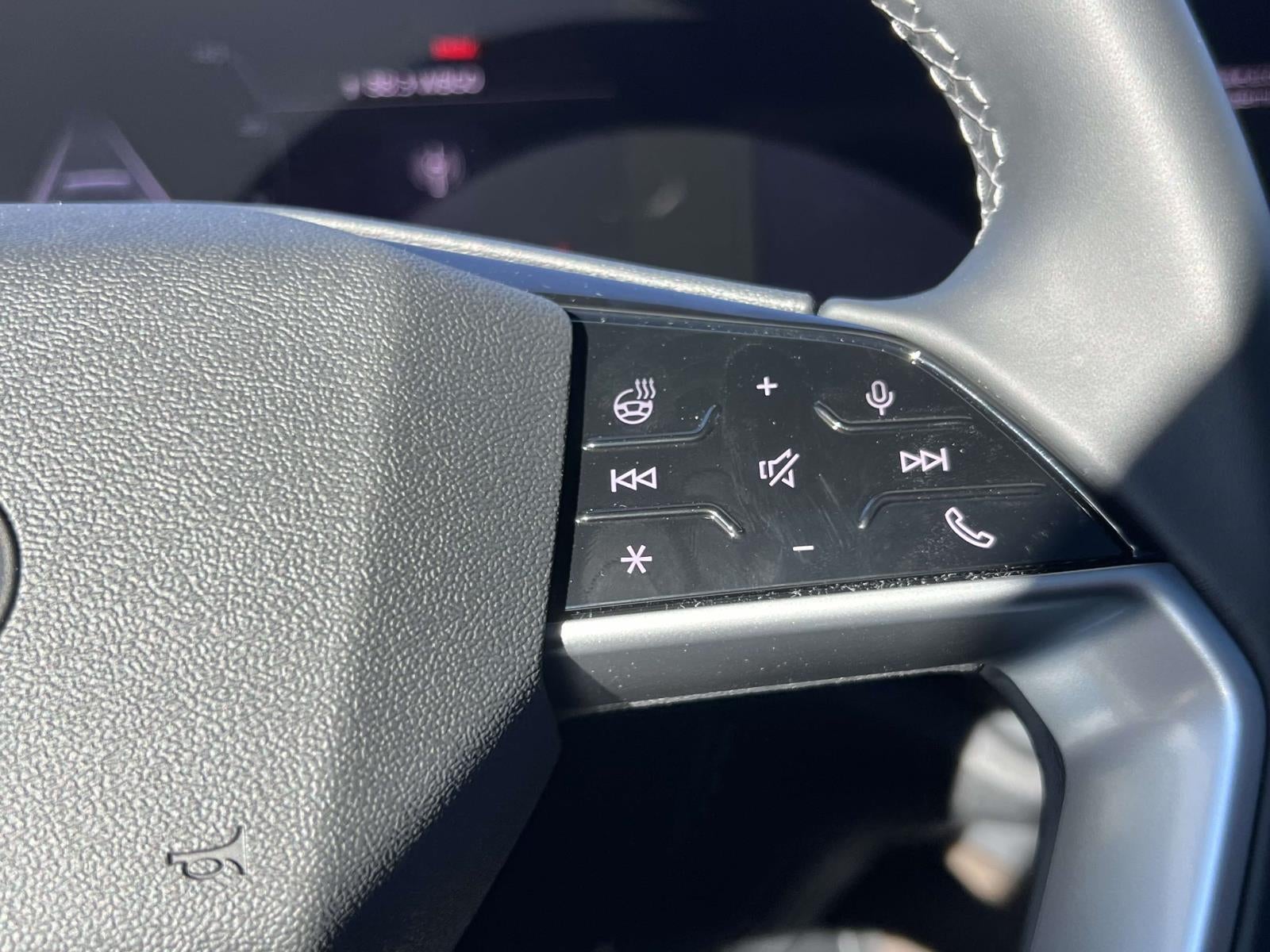 2025 Audi Q5 Premium