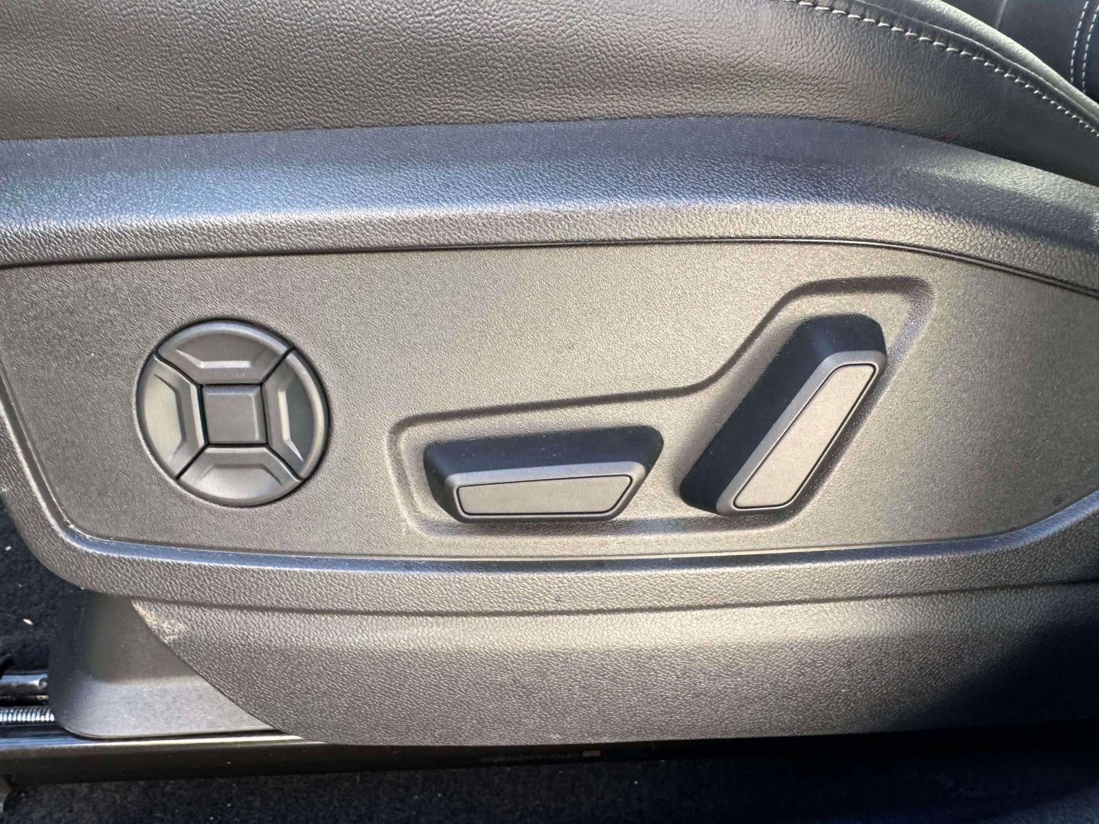 2025 Audi Q5 Premium 2.0 TFSI quattro