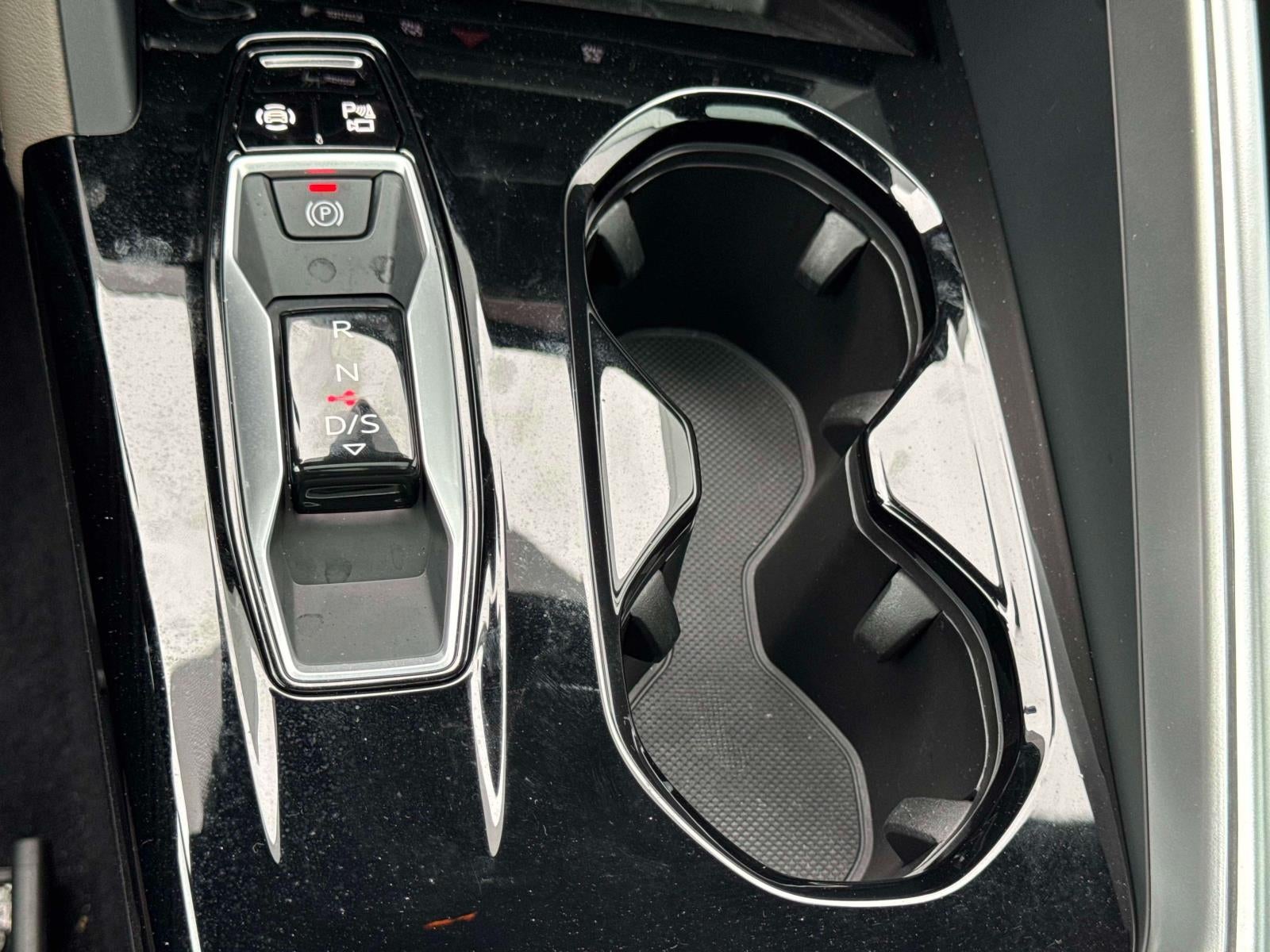 2025 Audi Q5 Premium 2.0 TFSI quattro