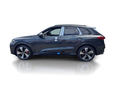 2026 Audi SQ5 Premium Plus