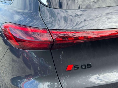 2026 Audi SQ5 Premium Plus