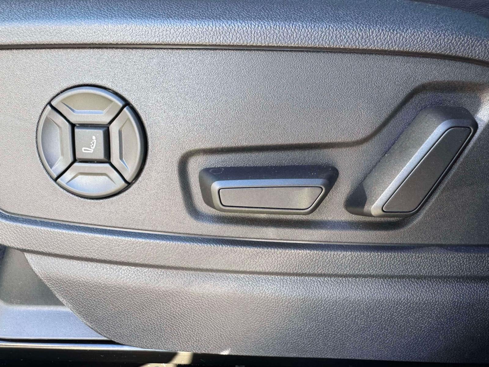 2025 Audi SQ5 3.0T Premium Plus