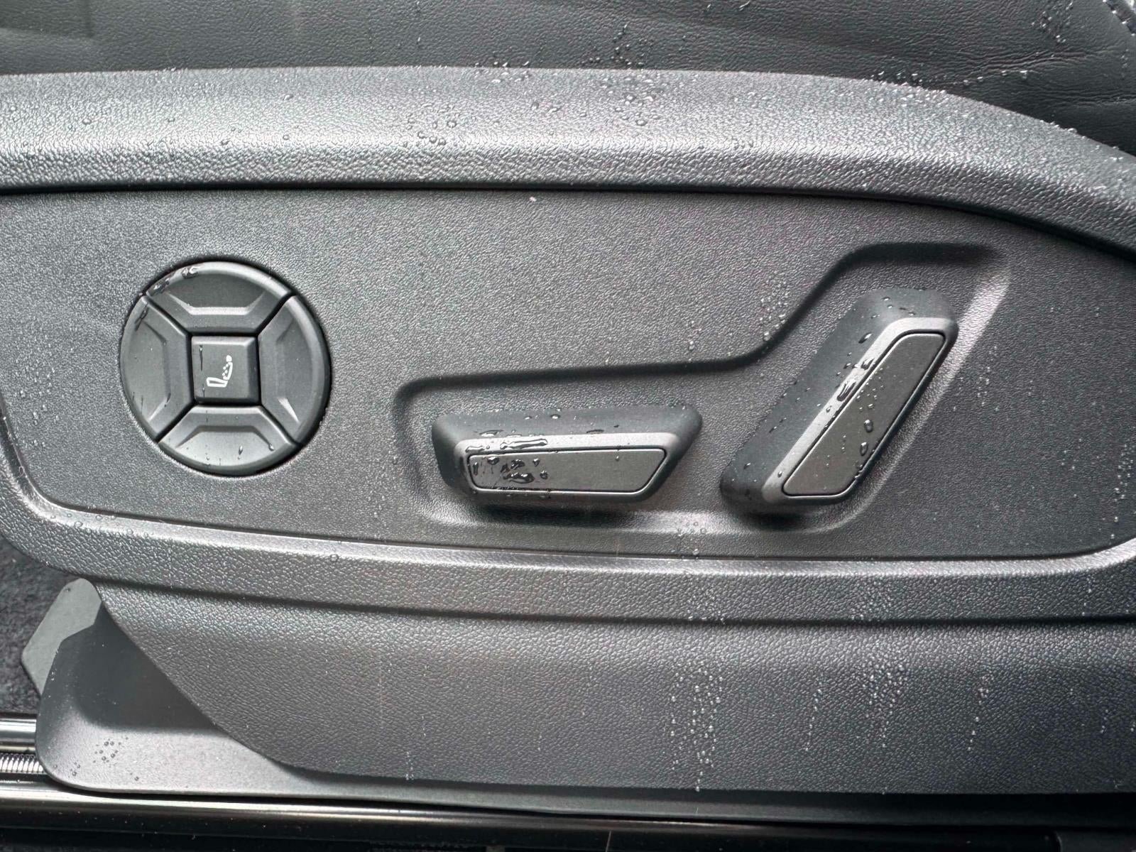 2026 Audi SQ5 Premium Plus