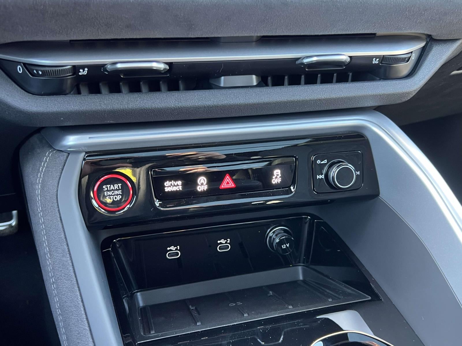 2025 Audi SQ5 3.0T Premium Plus