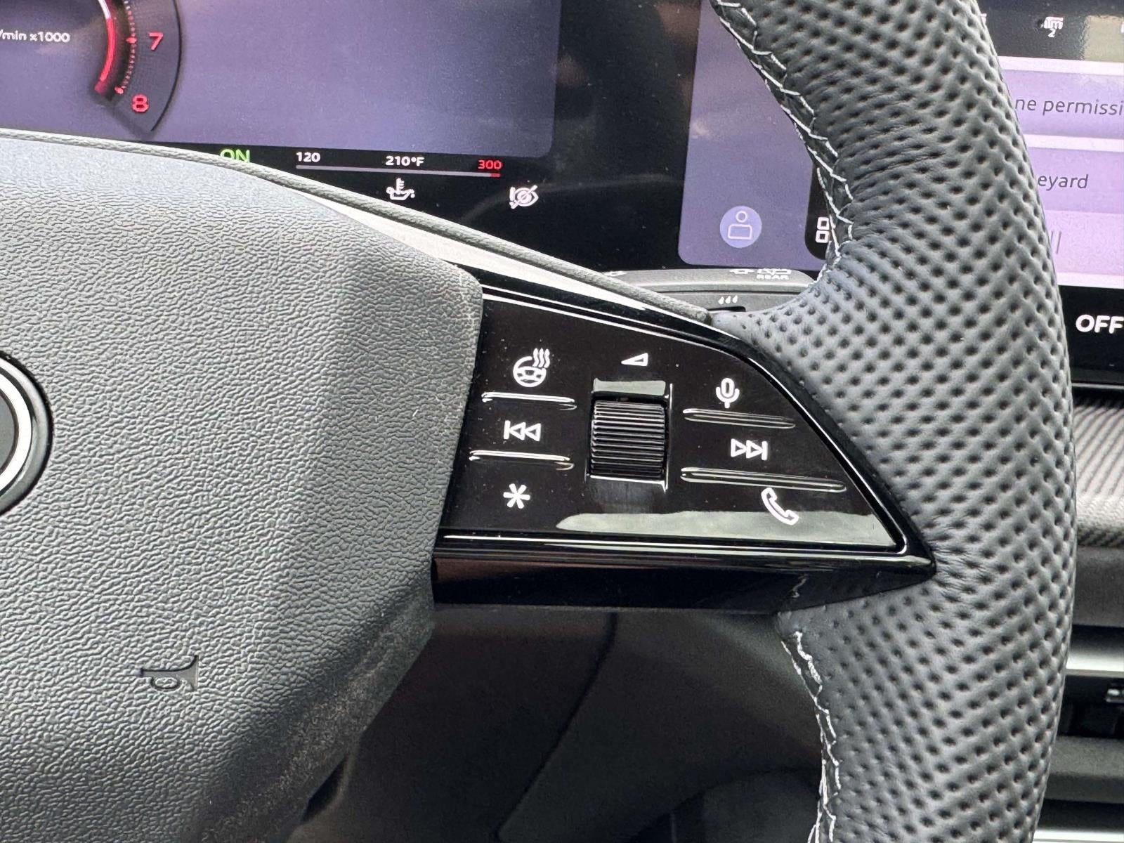 2026 Audi SQ5 Premium Plus