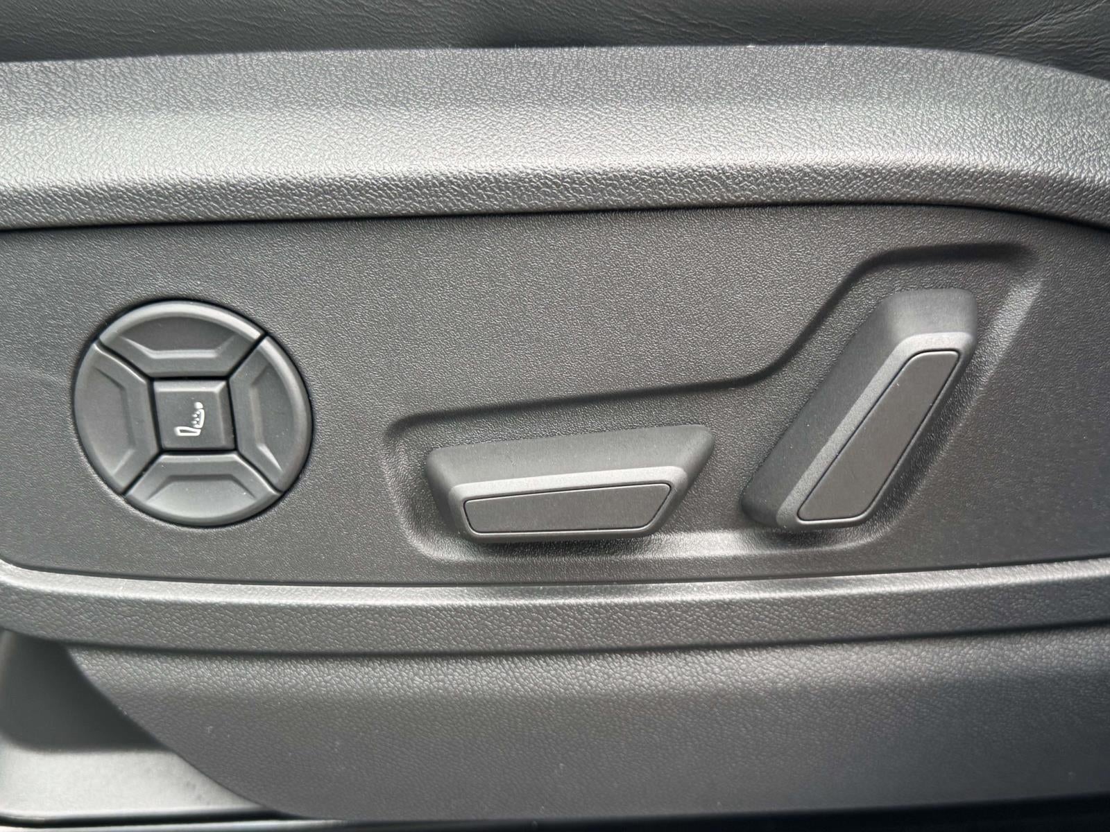 2026 Audi SQ5 Premium Plus