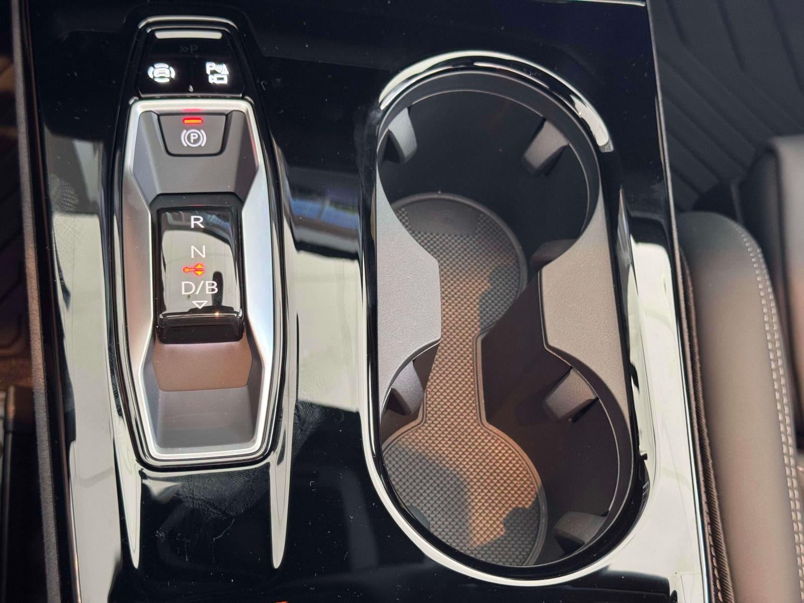 2027 Audi SQ6 e-tron Premium Plus