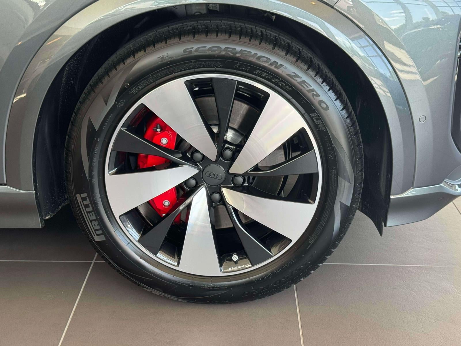 2027 Audi SQ6 e-tron Premium Plus