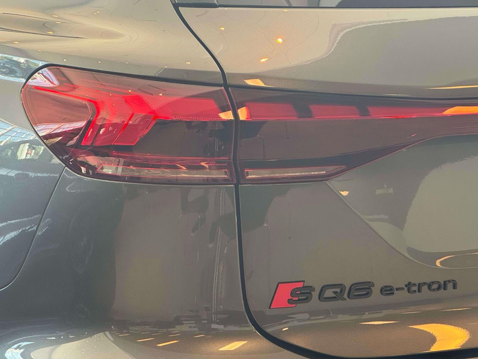 2027 Audi SQ6 e-tron Premium Plus