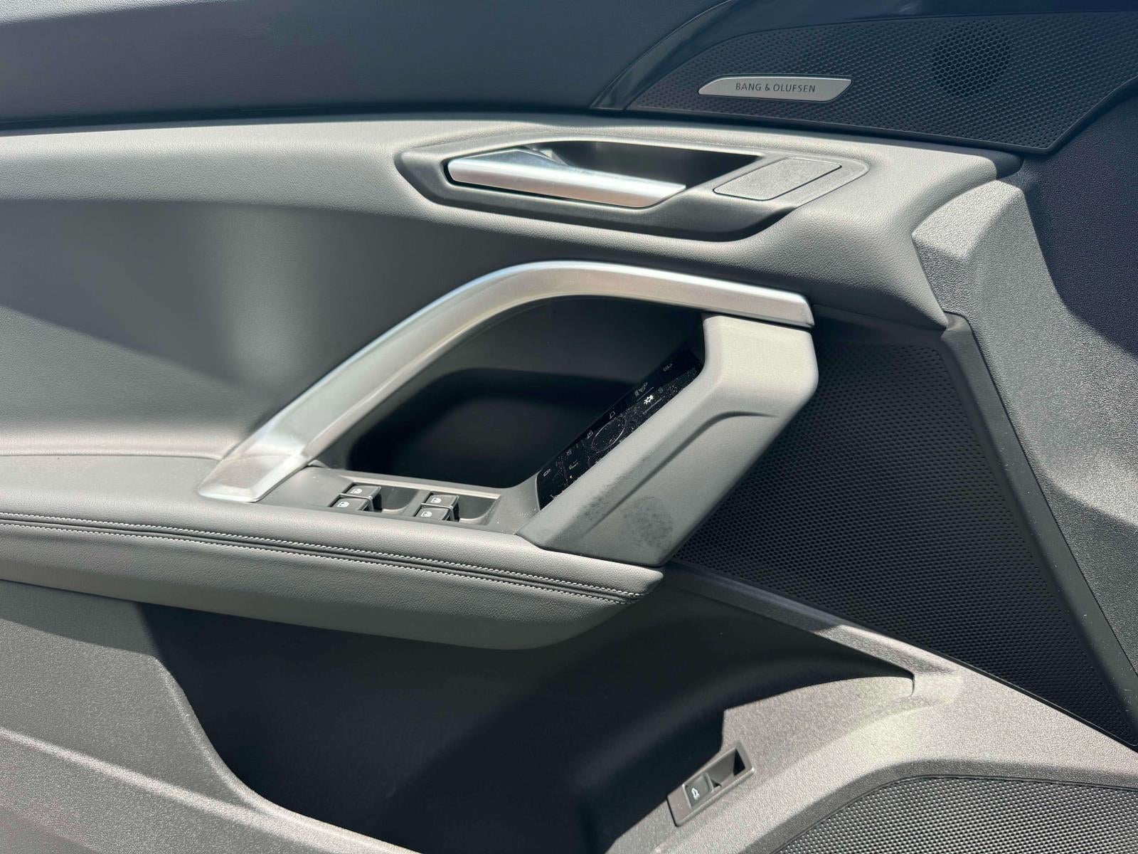 2025 Audi Q5 2.0T Premium Plus