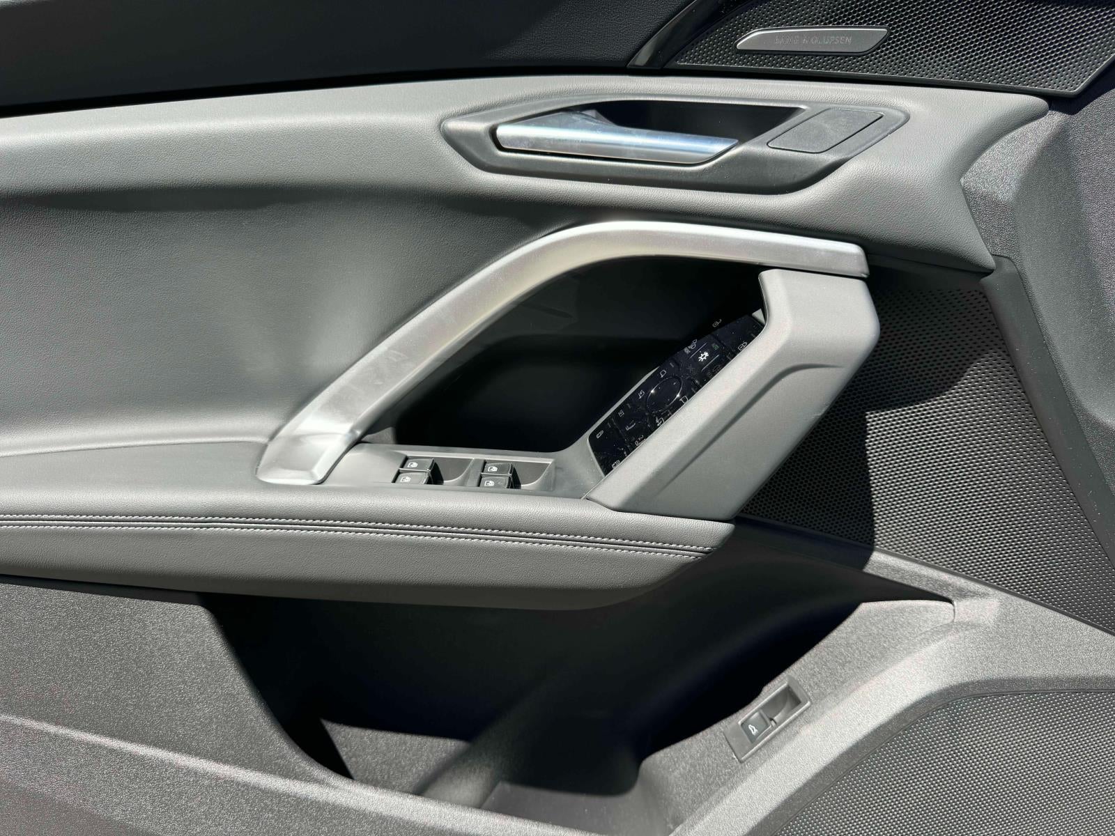 2025 Audi Q5 2.0T Premium Plus