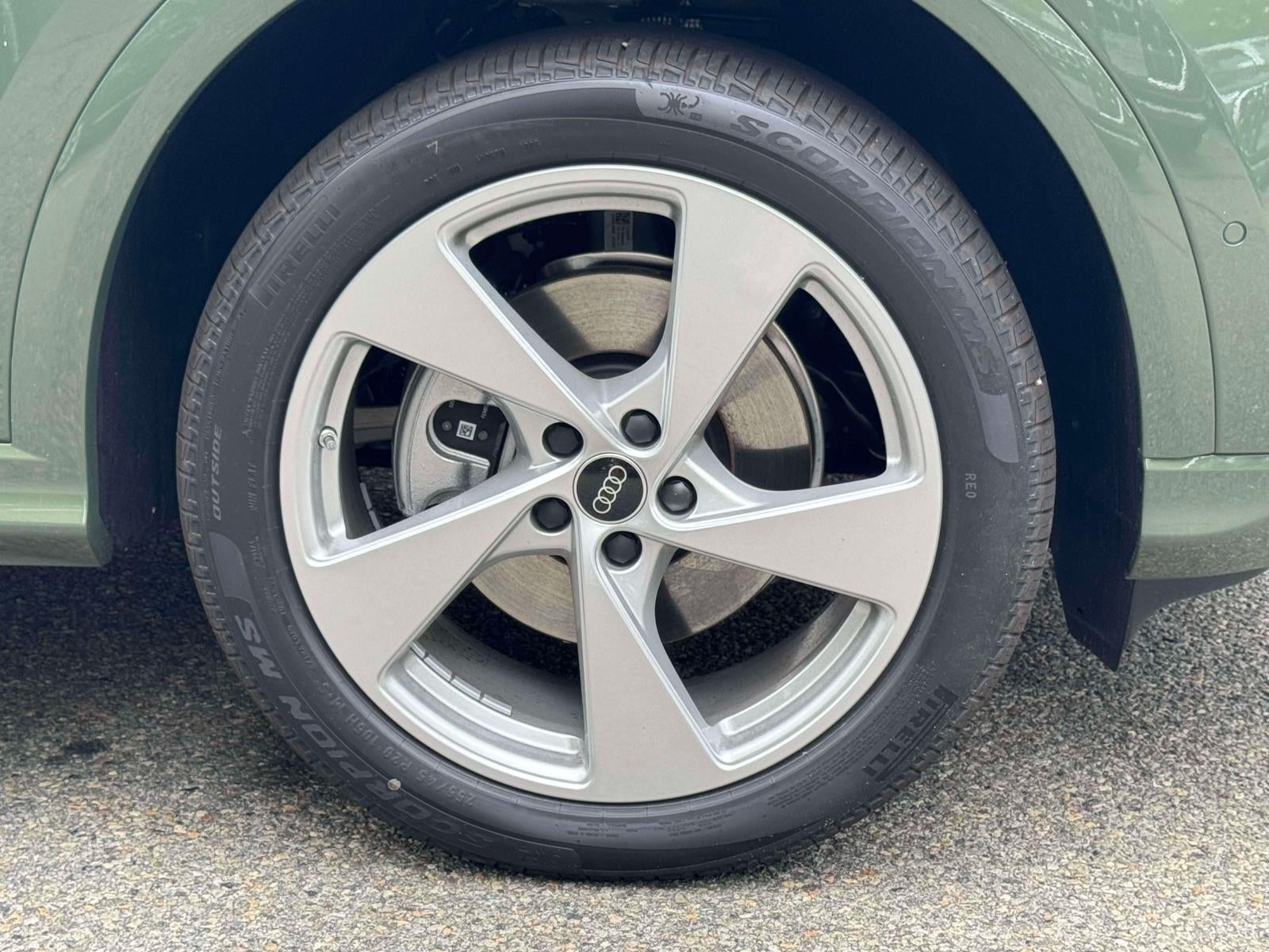 2025 Audi Q5 2.0T Premium Plus