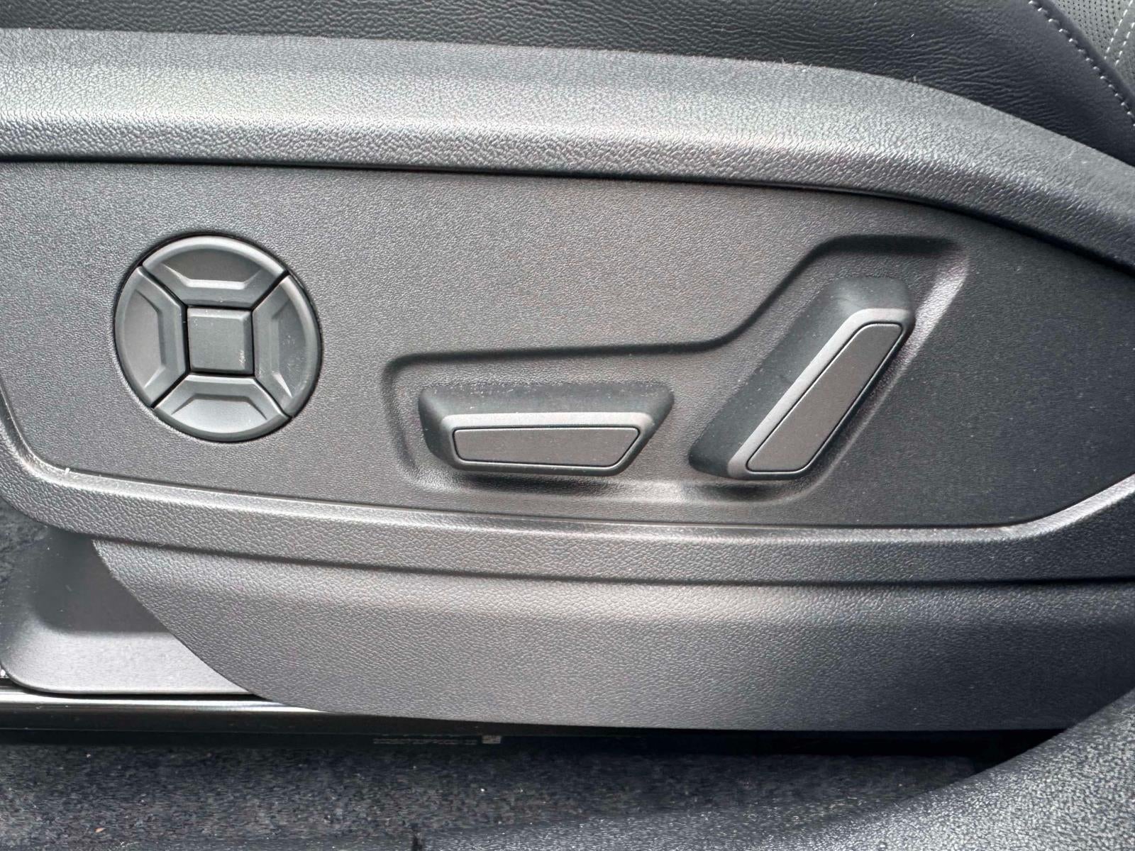 2025 Audi Q5 2.0T Premium Plus