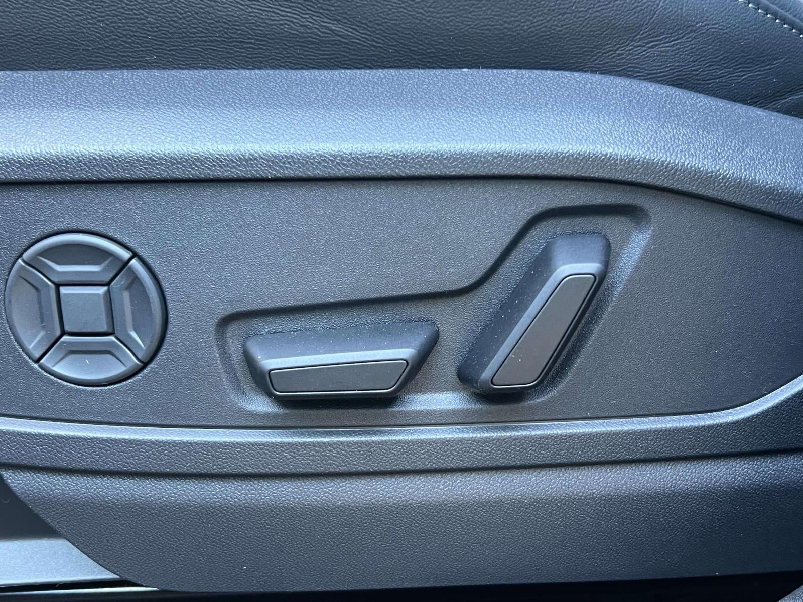 2025 Audi Q5 2.0T Premium Plus