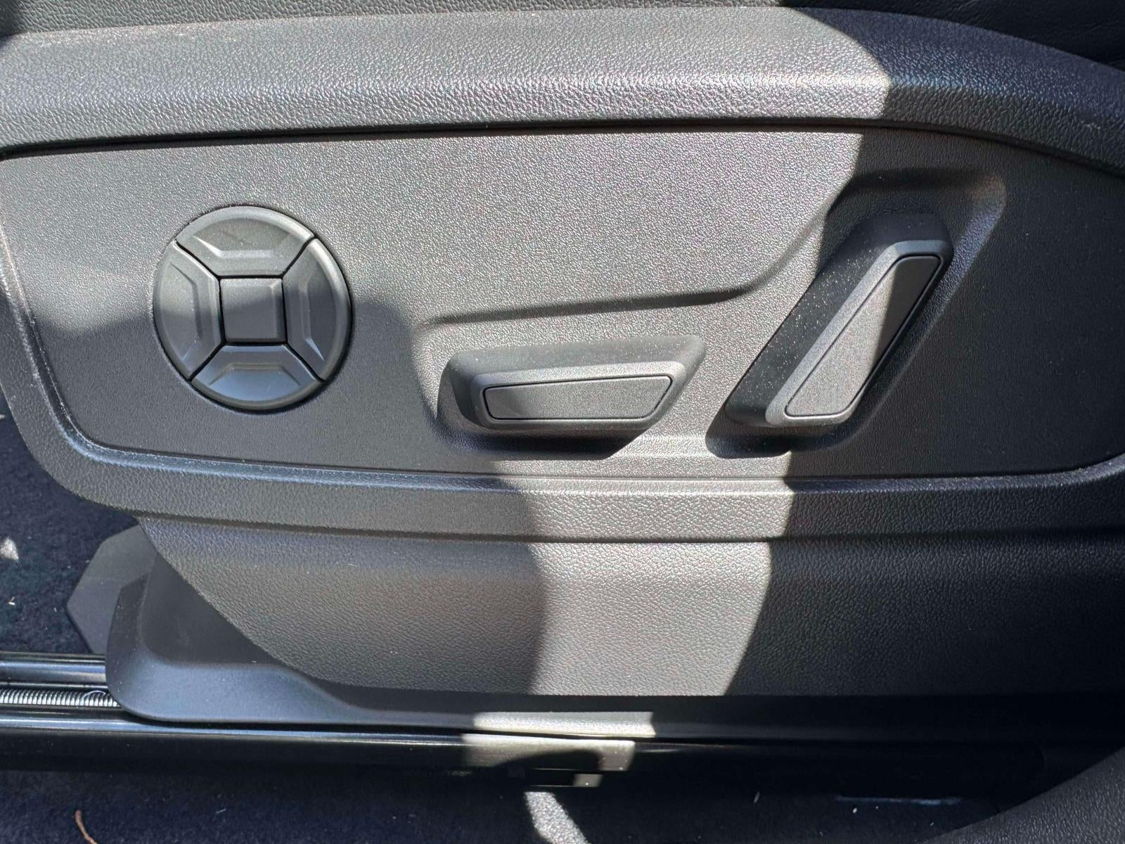 2025 Audi Q5 2.0T Premium Plus