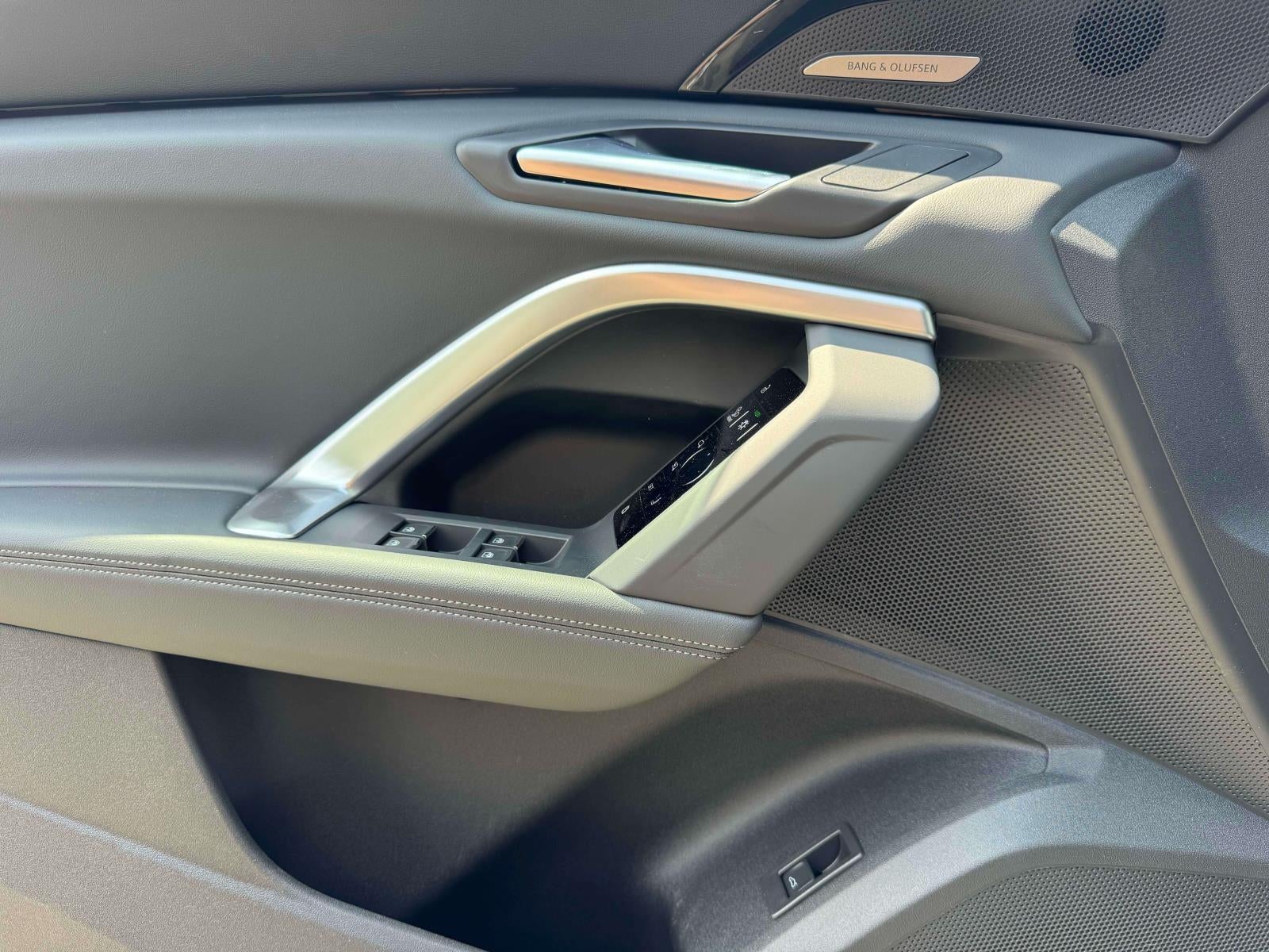 2025 Audi Q5 2.0T Premium Plus